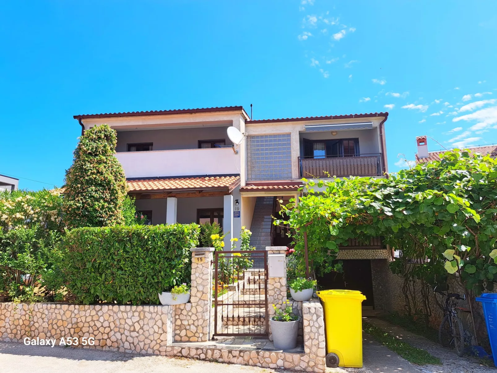 "Apartment Kate" mit Terrasse