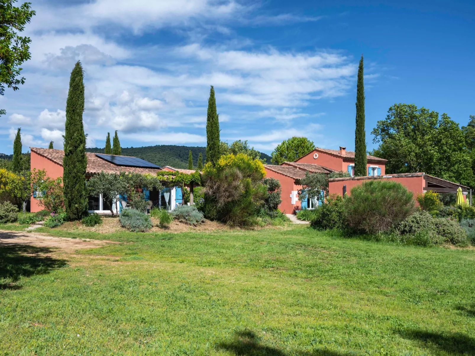 Le mas de l'Aven Unterkunft le mûrier