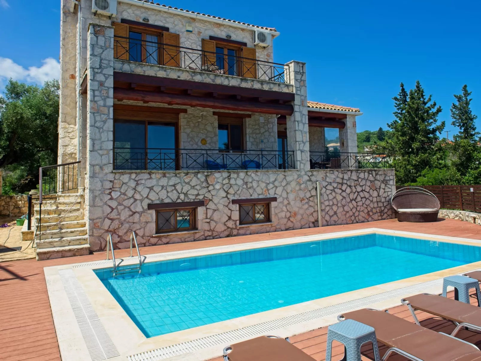 Traditionelle Villa mit privatem Pool