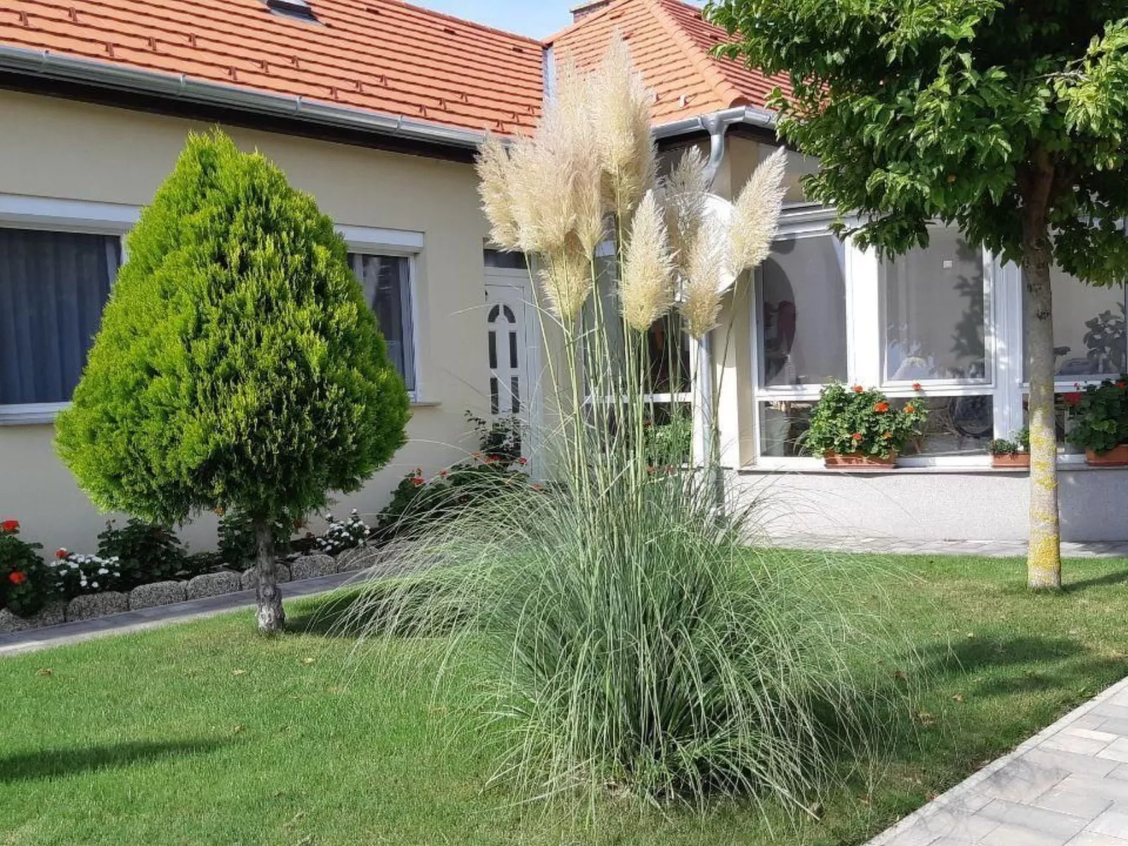 In Bük im Parterre mit Garten
