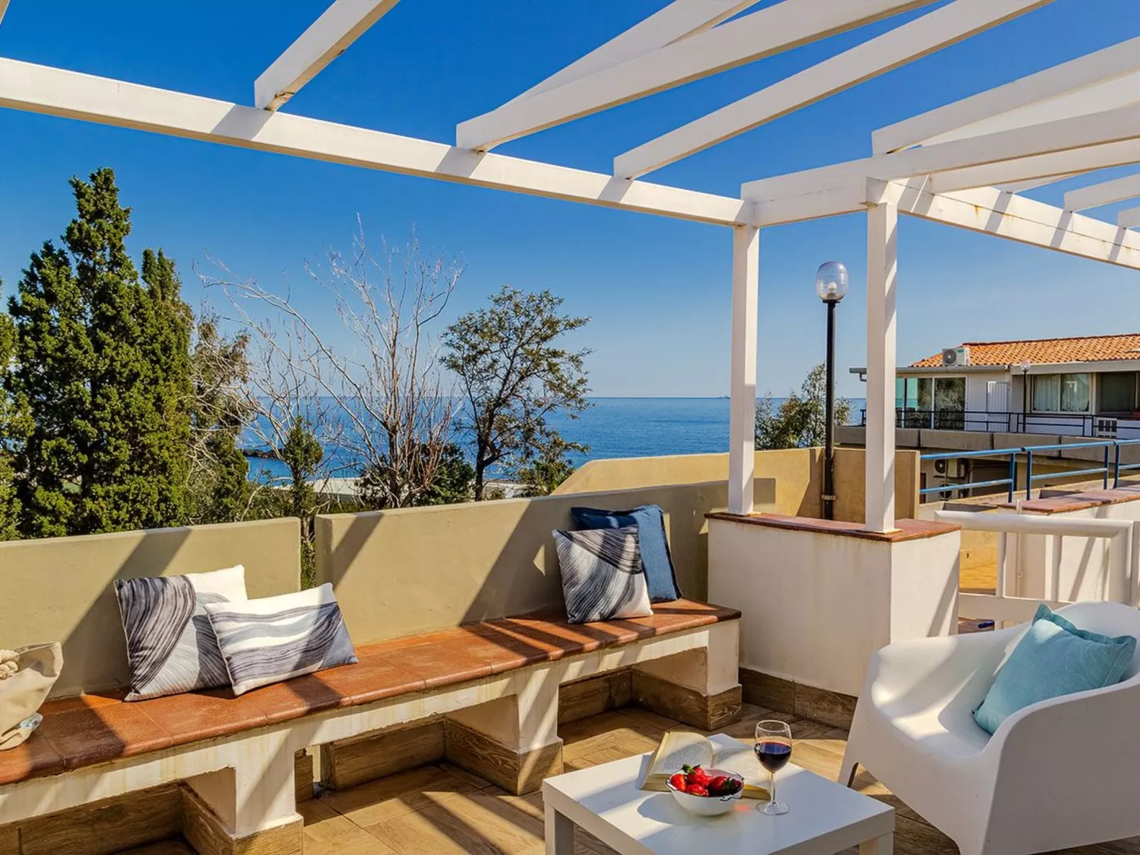 Naxos Loft Ferienwohnung mit Terrasse