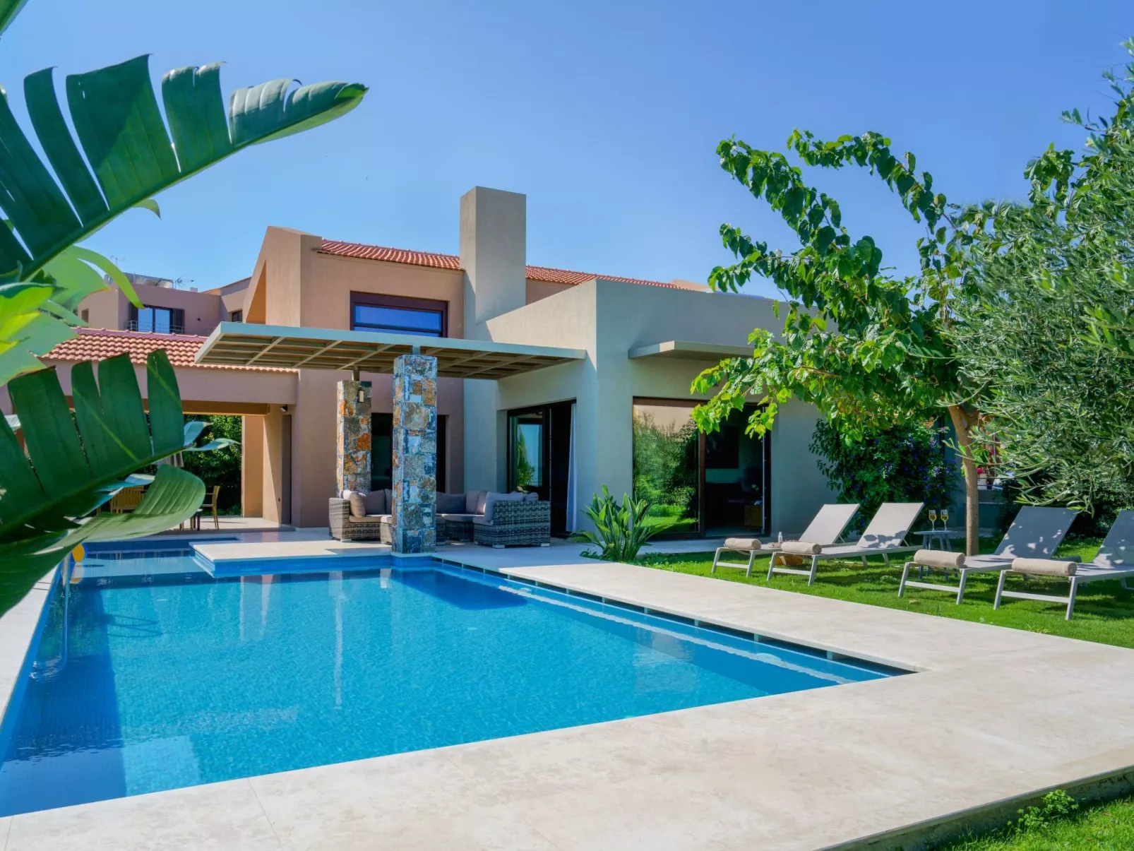 Villa Fos - Privater Pool, Eleganz und Meerblick