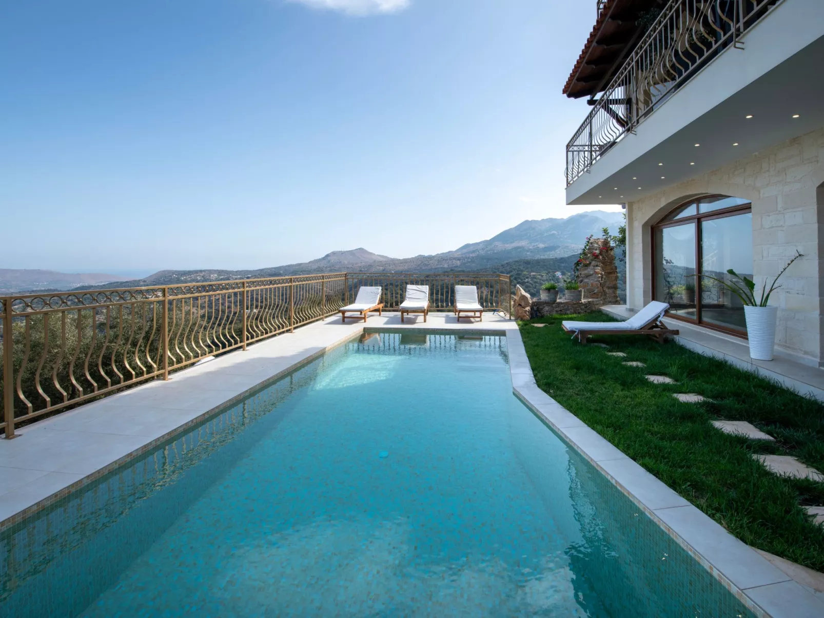 Geroulios Kastro Villa II"Free"Beheizter Pool, Whirlpool