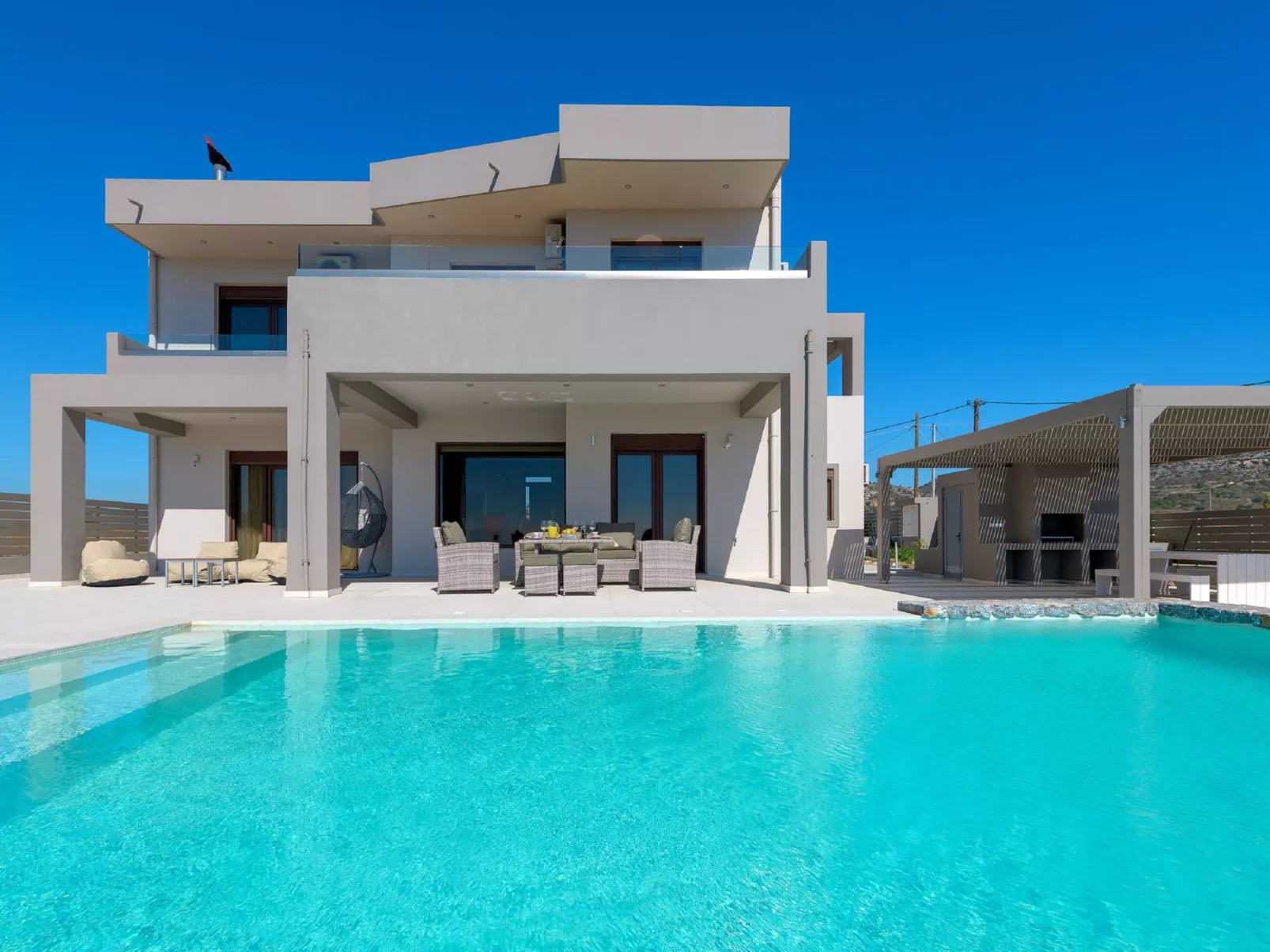 Wunderschöne Alav Pool Villa