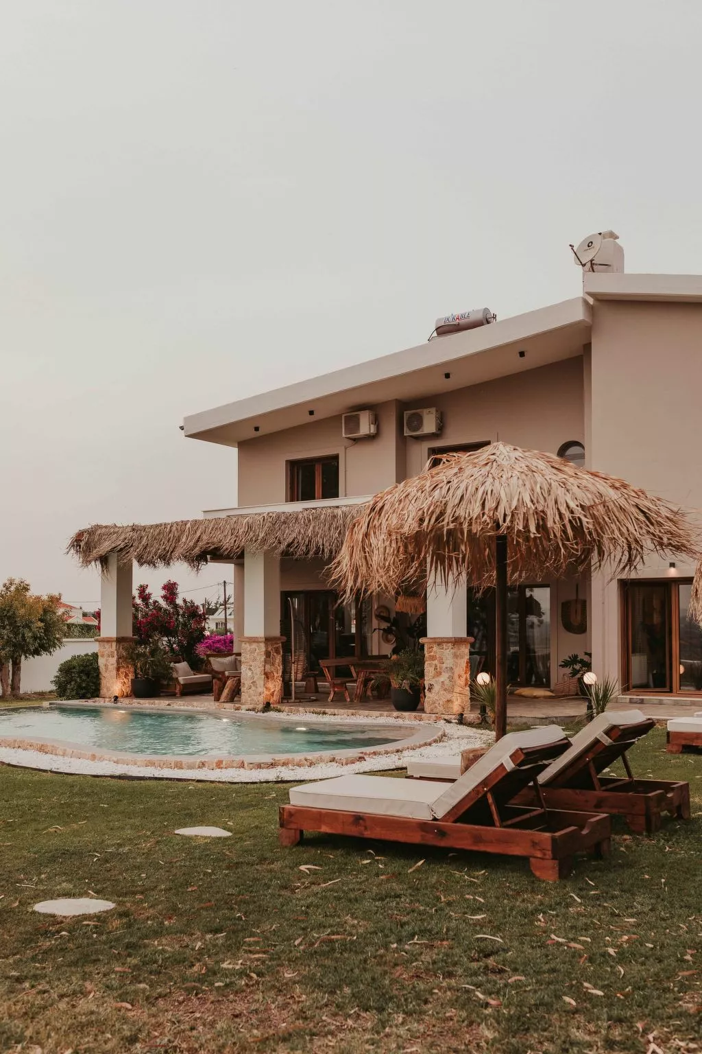 Villa Maya mit Pool und Bergblick