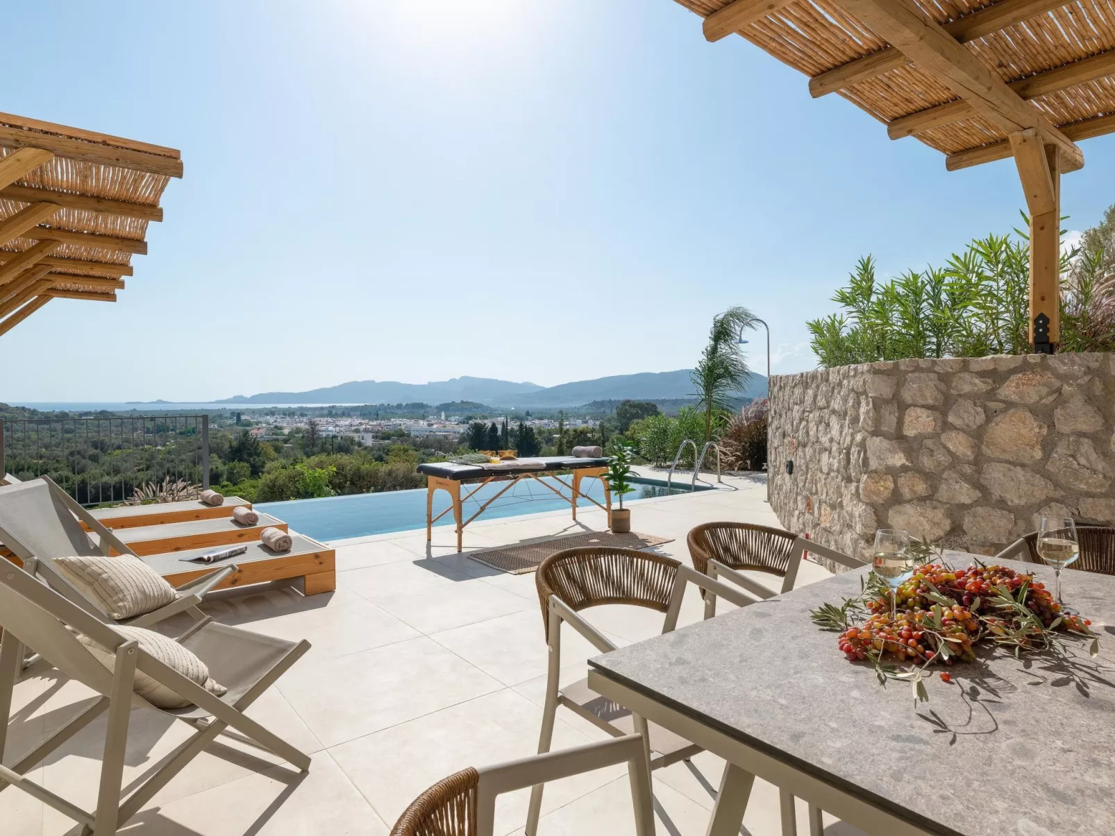 Massari Hills - Fuge