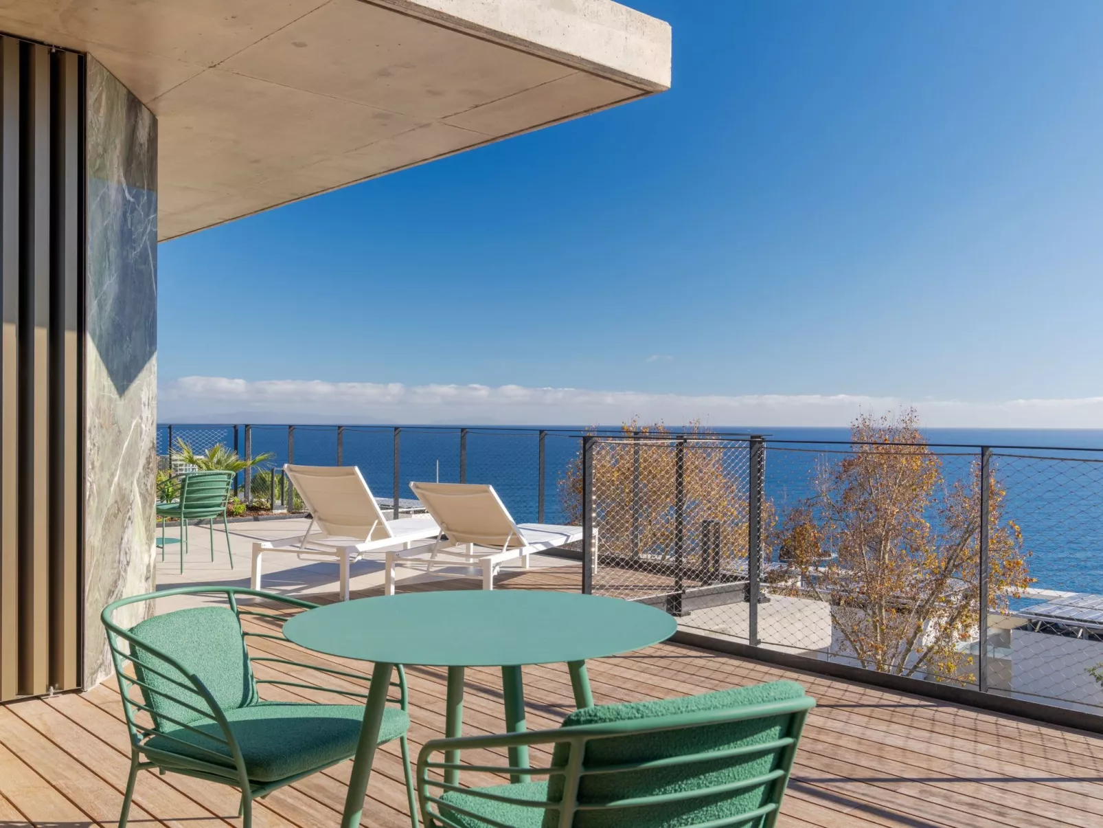 RJS Savoy Monumentalis