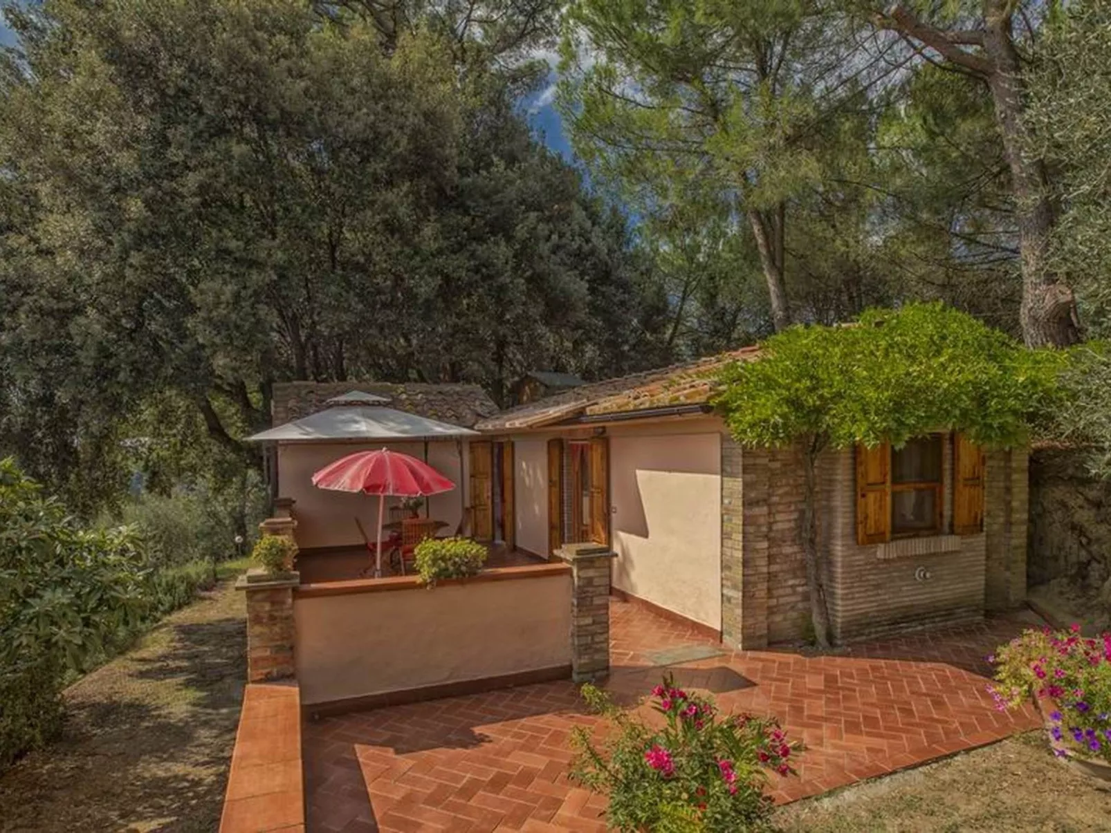 Dante Leccino' Wohnung mit Gemeinschaftspool