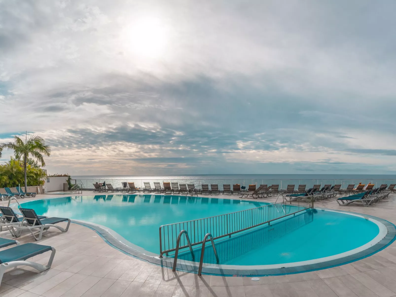 Für 3 Personen ca. 60 m&sup2; in São Martinho, Madeira (Südküste von Madeira)