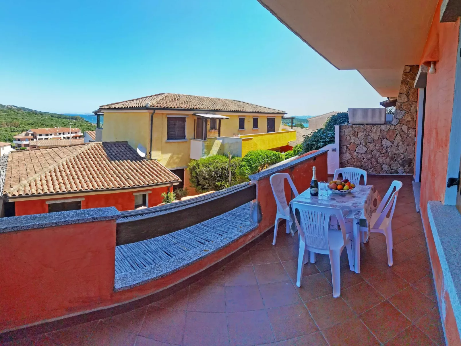 Luminoso trilocale eolo