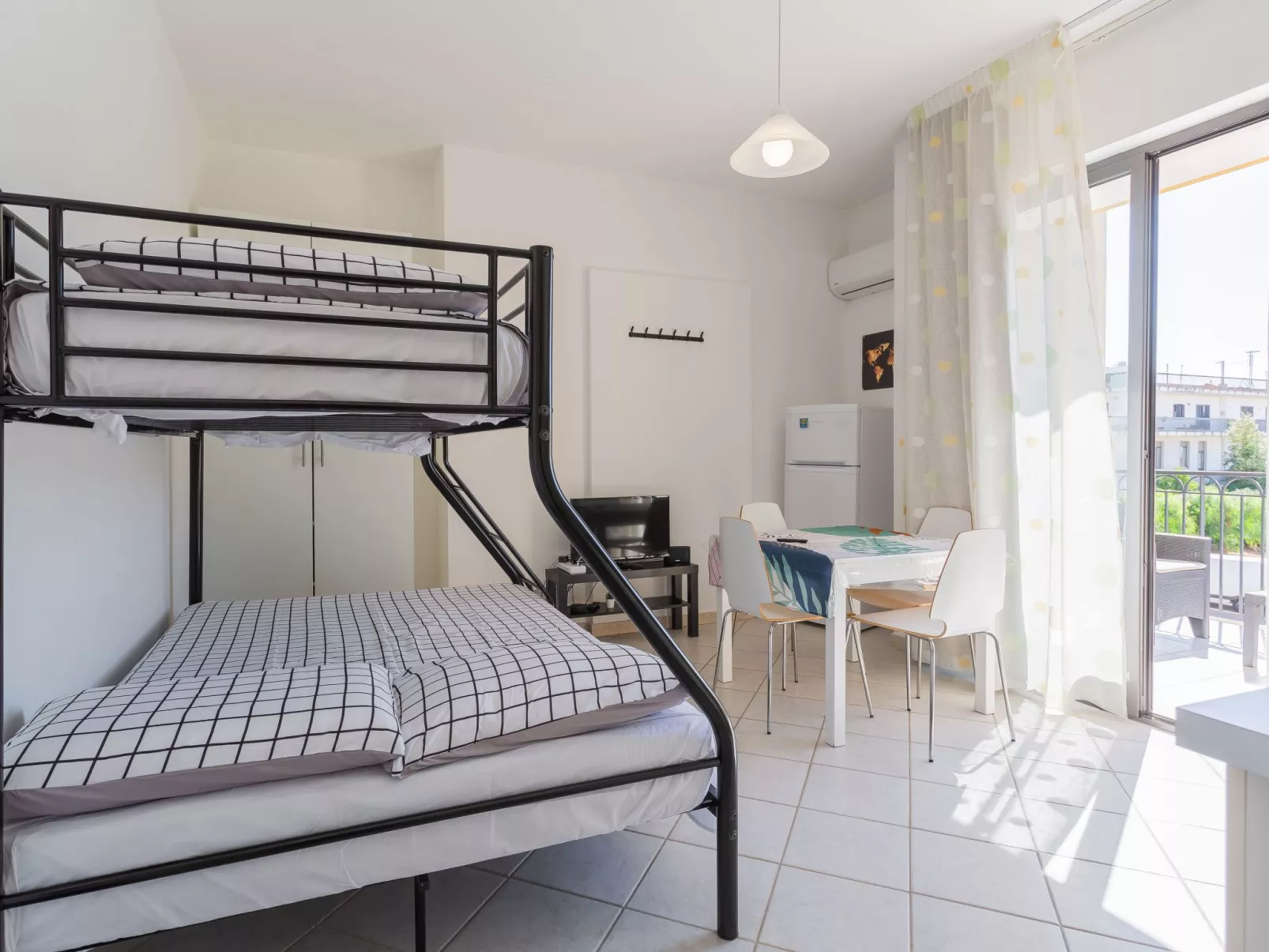 5 Bnb delle Nazioni mit Parkplatz, 9min Flughafen Meer