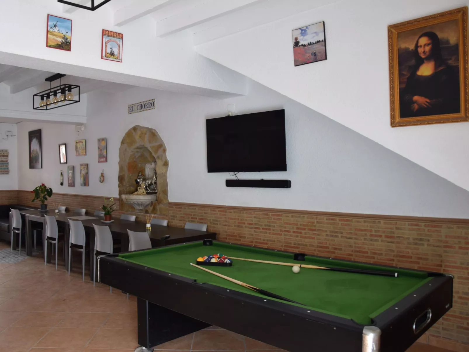 Chalet "Casa El chorro" mit eigener Bar und Grill