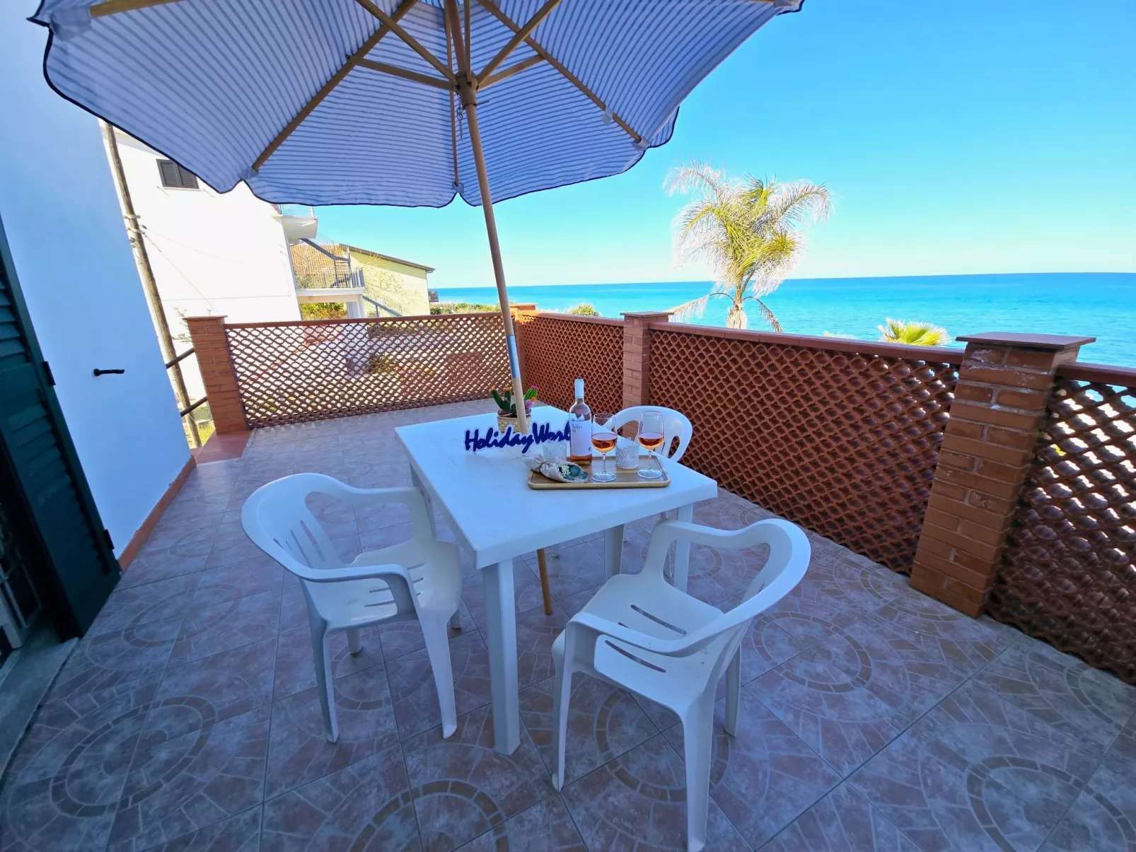 Un Soffio Dal Mare von Holiday World