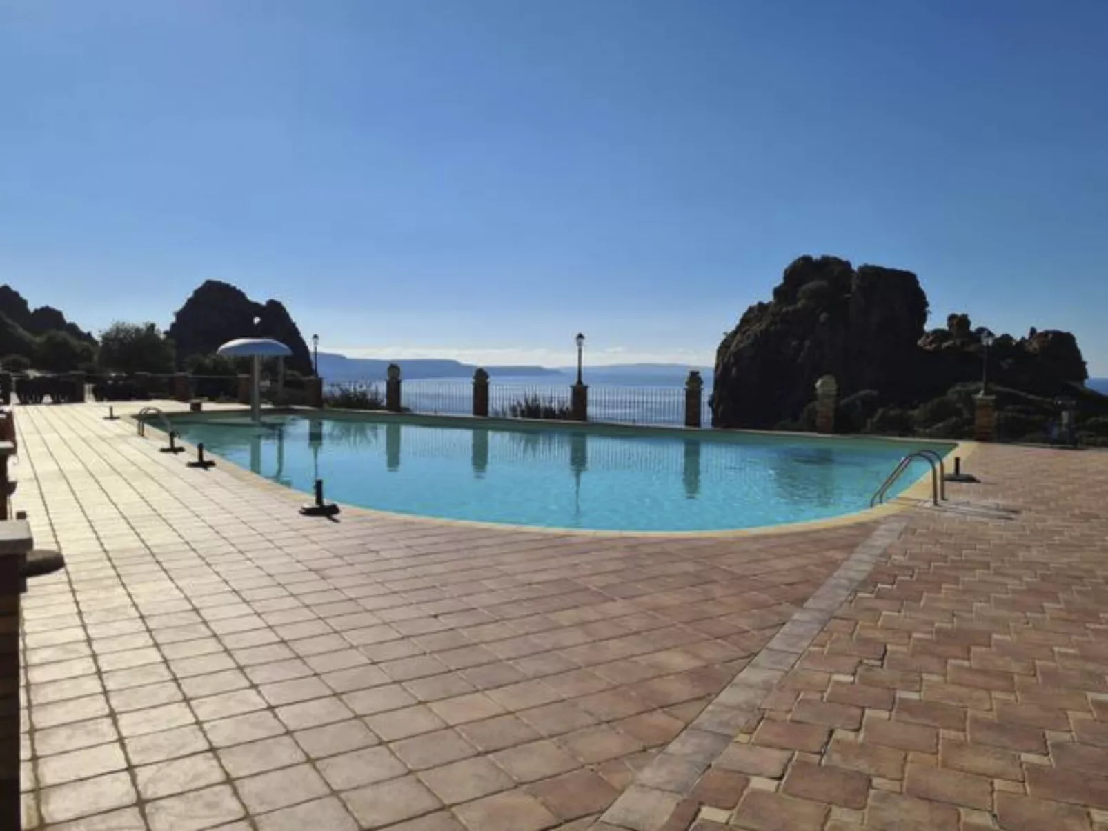 Haus 'Red Coral' mit Gemeinschaftspool