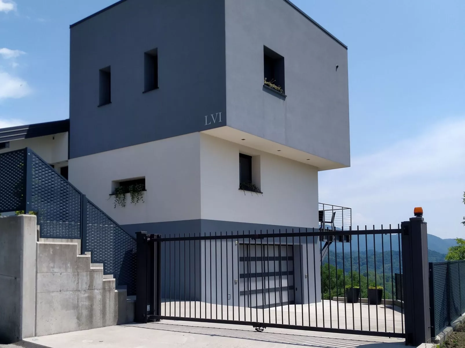 Wunderschönes Ferienhaus mit Pool und 360° Blick