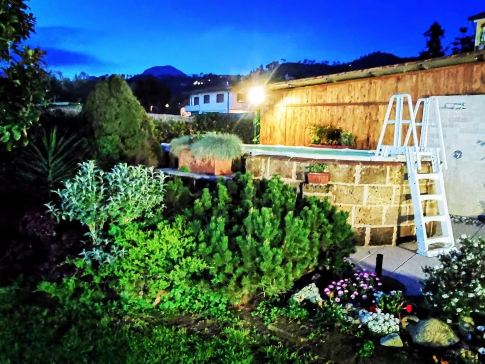 Luxuriöse Gartenvilla