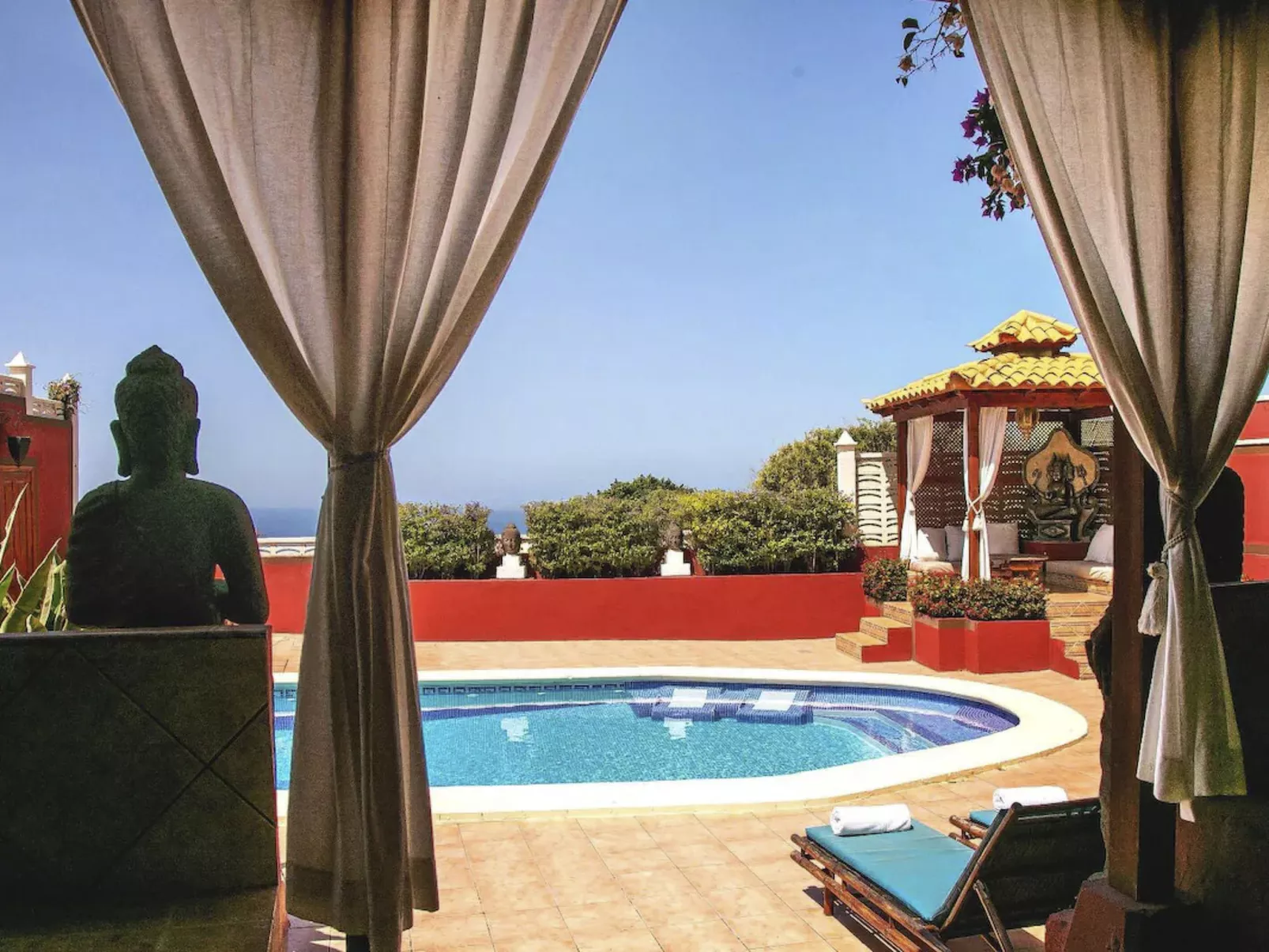 Villa im thailändischen Stil "Zen" mit beheiztem Pool