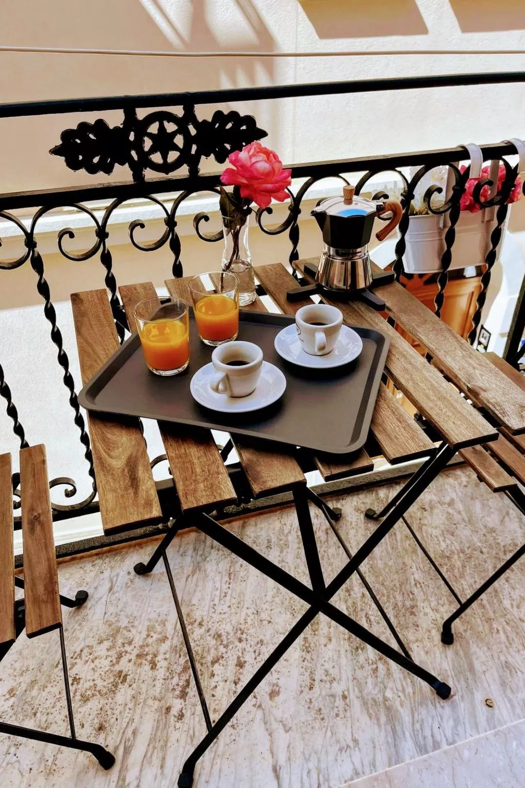 Oikos Design-Ferienwohnung mit Aussicht