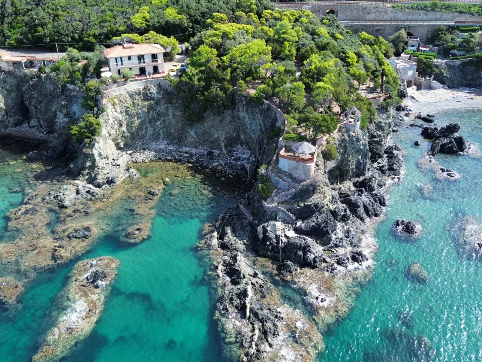 2 Zugänge zum Privatstrand - Roc Villa