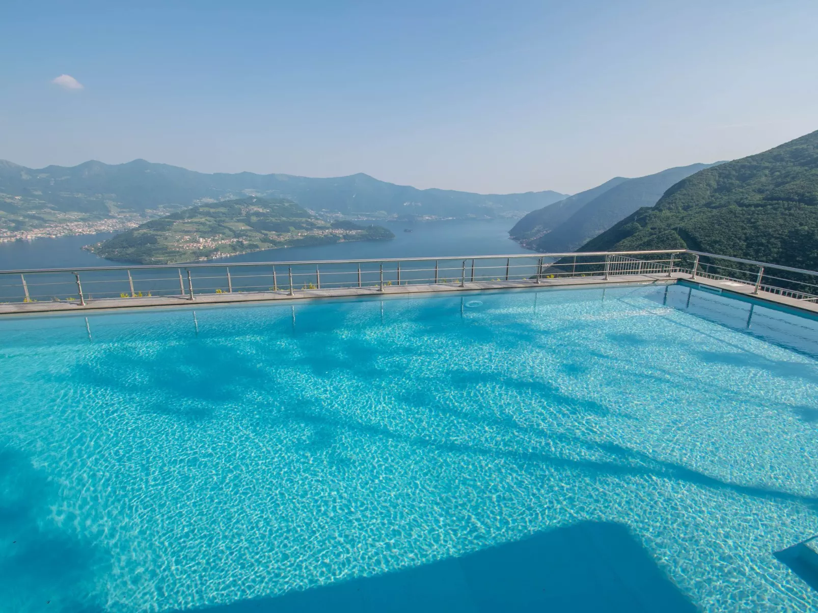 Wohnung mit Panaoramaterrasse und Pool