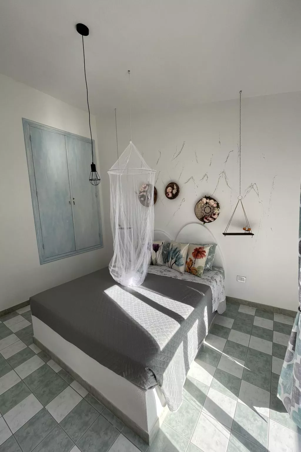 Haus in La Caletta mit Garten und Grill