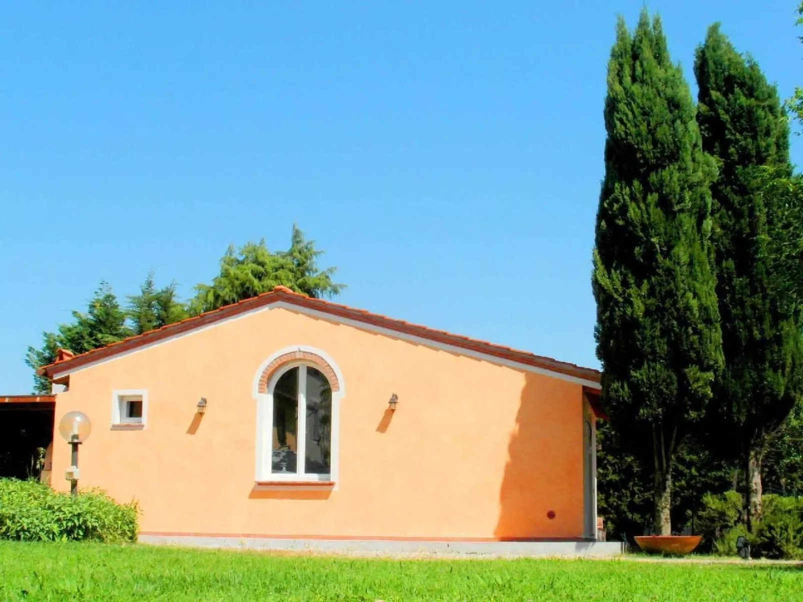 In Cascina mit privatem Parkplatz