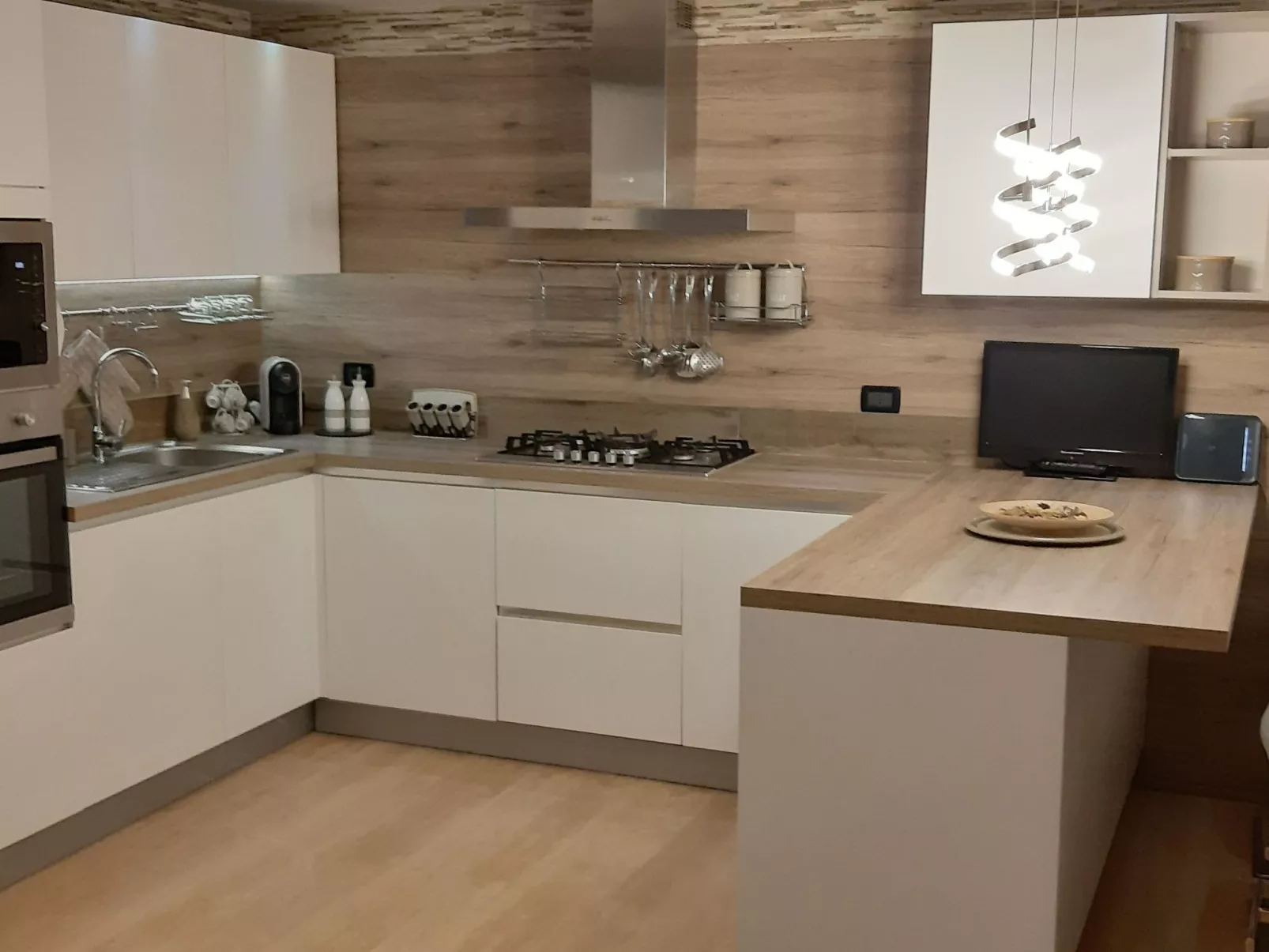 Stilvoller und gemütlicher Mini mit Garage