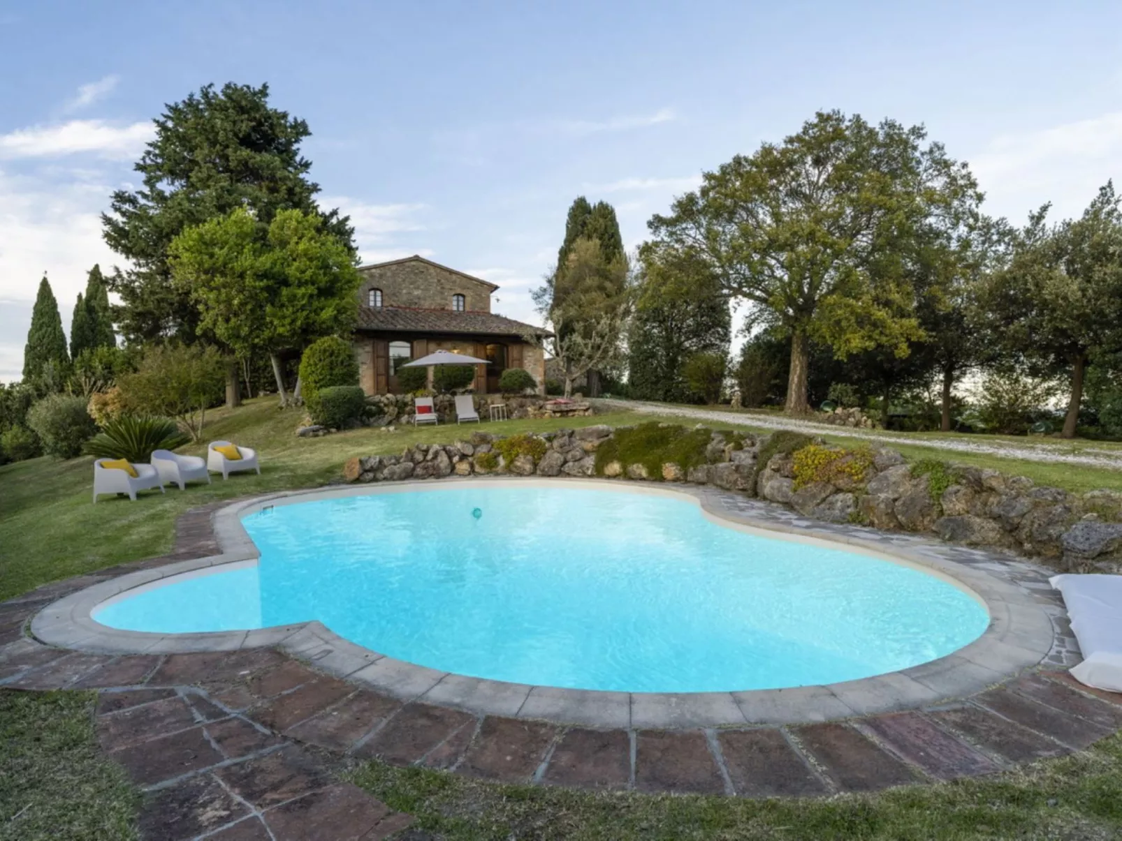 Villa mit privatem Pool und herrlichem Blick auf Pisa