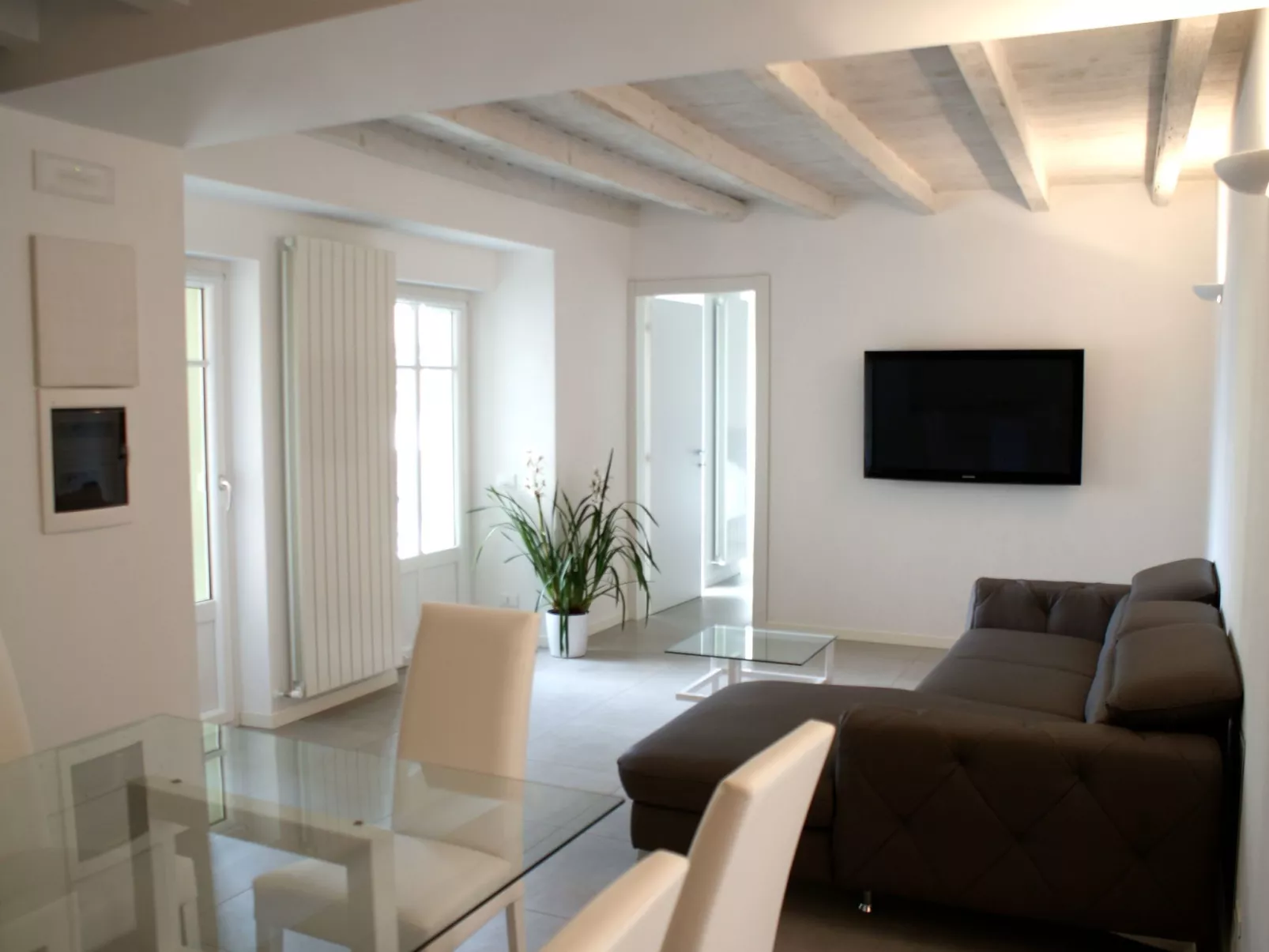 Seesicht"-Wohnung mit Wasserblick