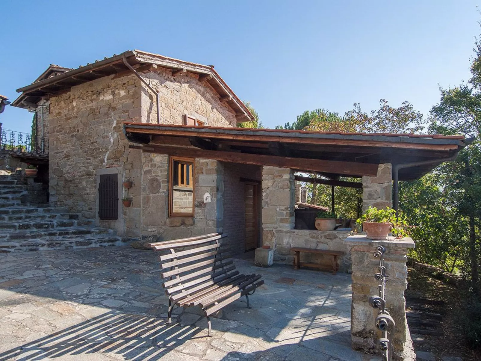 Lindenhaussiedlung mit Gemeinschaftspool