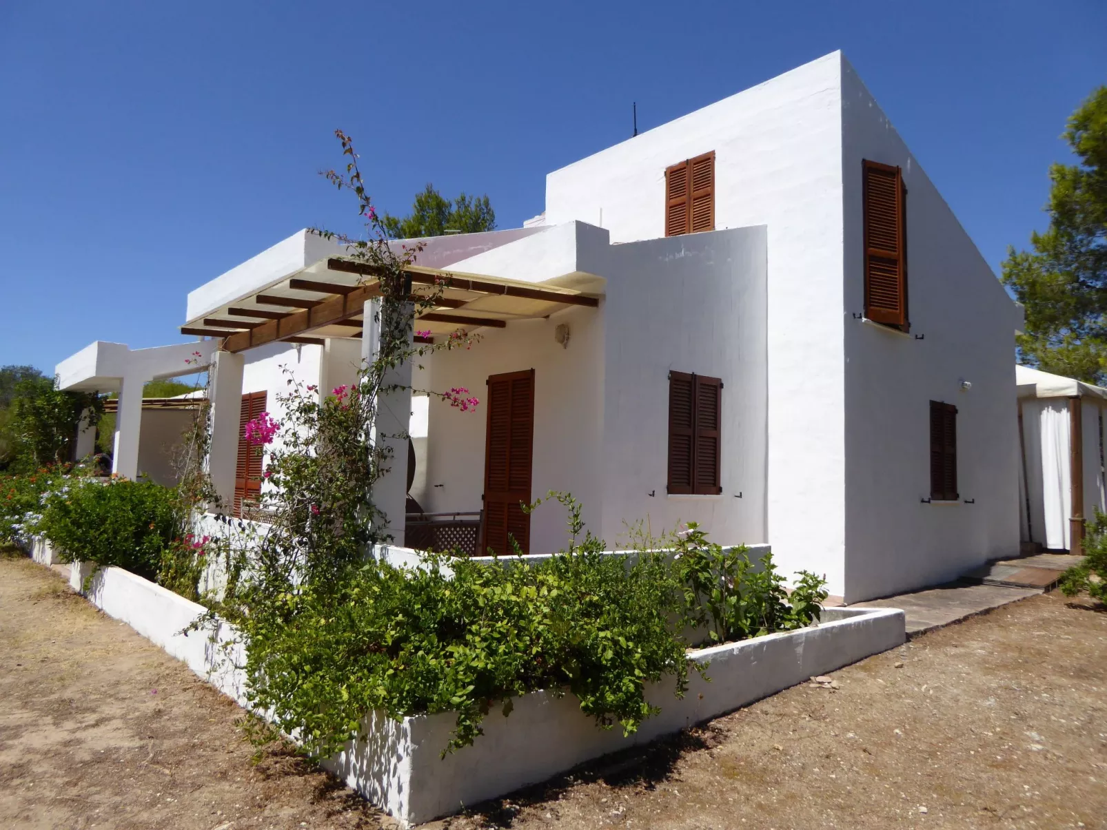 'Luciana' mit Wasserblick