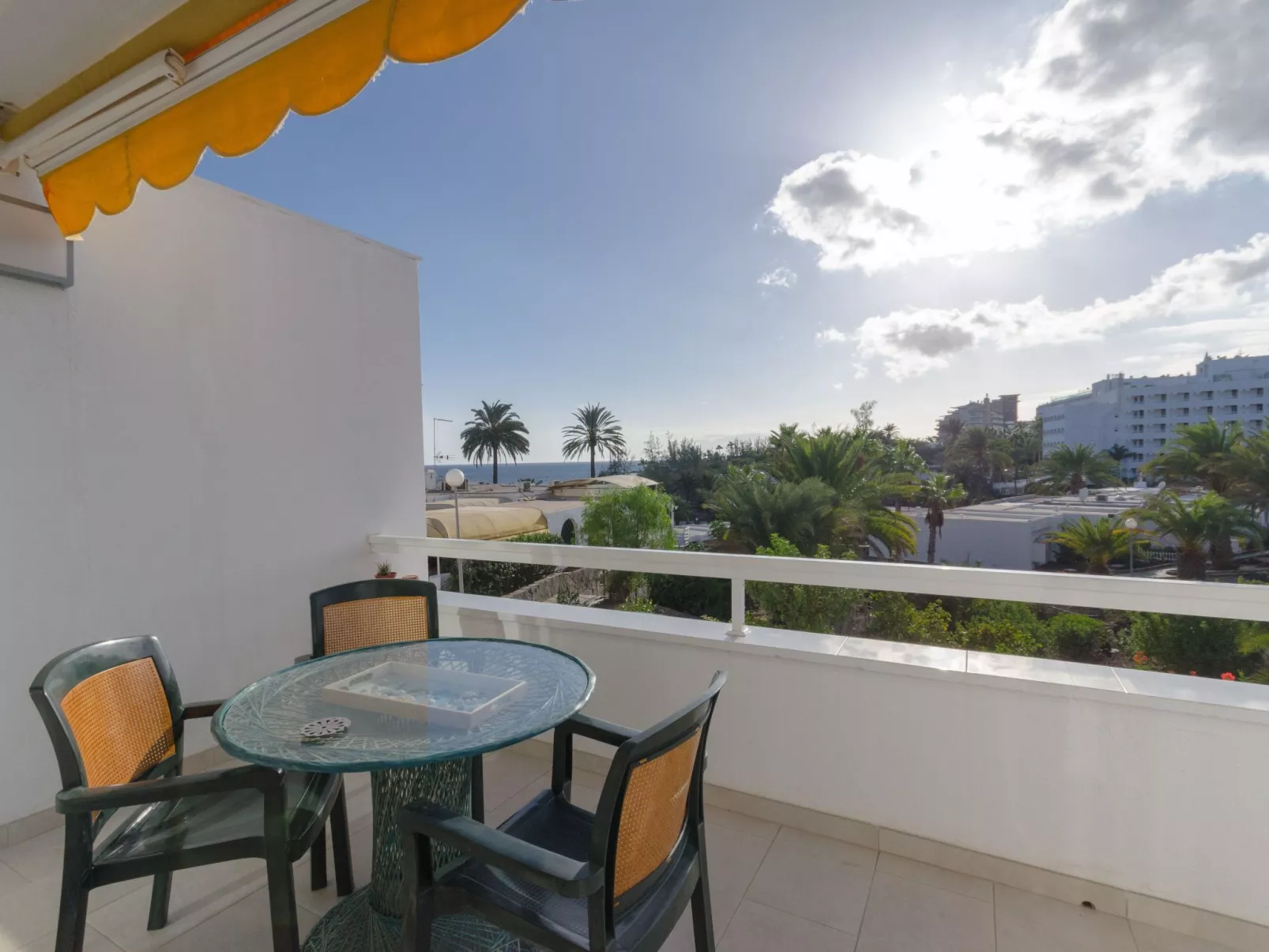 Terrassenwohnung mit zwei Schlafzimmern am Strand