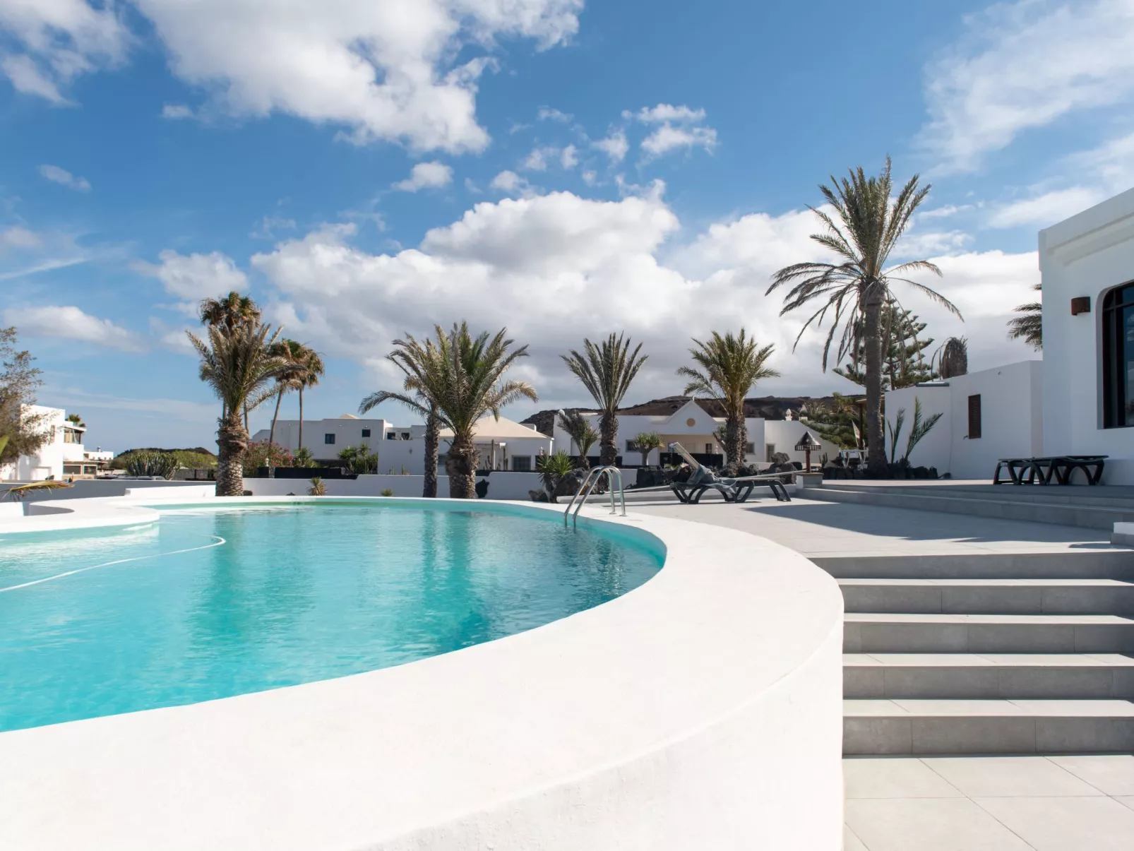 Villa Blanca Apartment 2