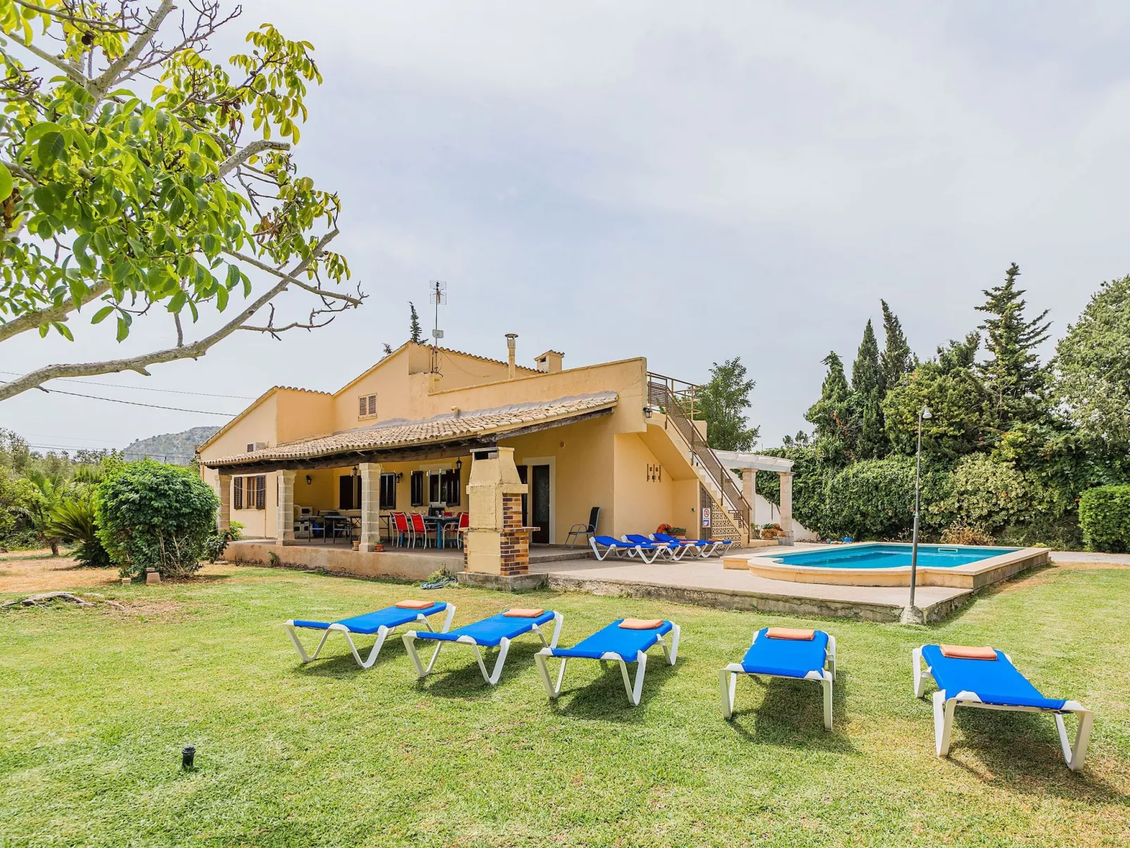 Finca "Can Sureda" mit Garten, Grill und Terrasse