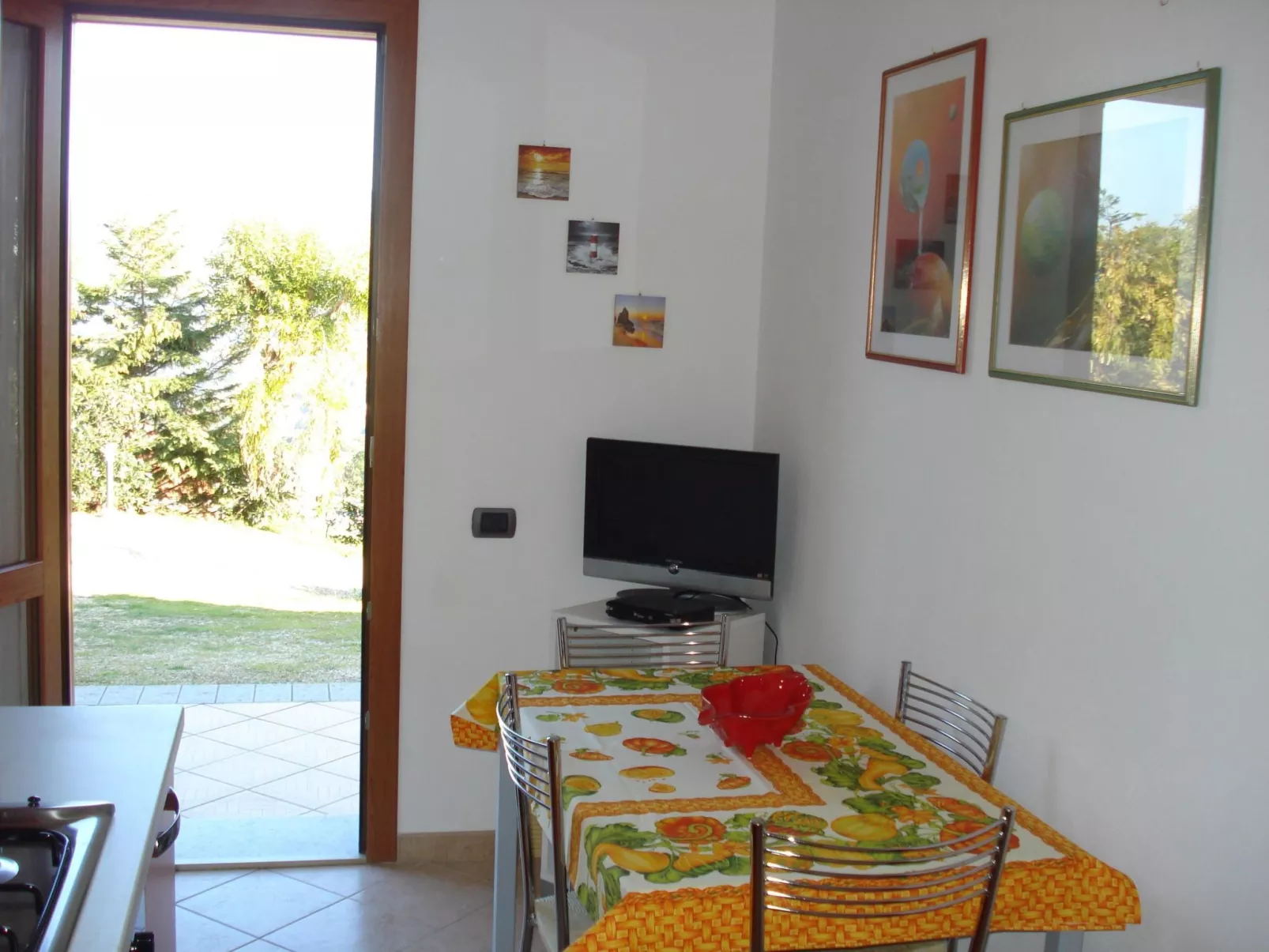 Gemütliches Appartement in Capoliveri mit Grill und Terrasse