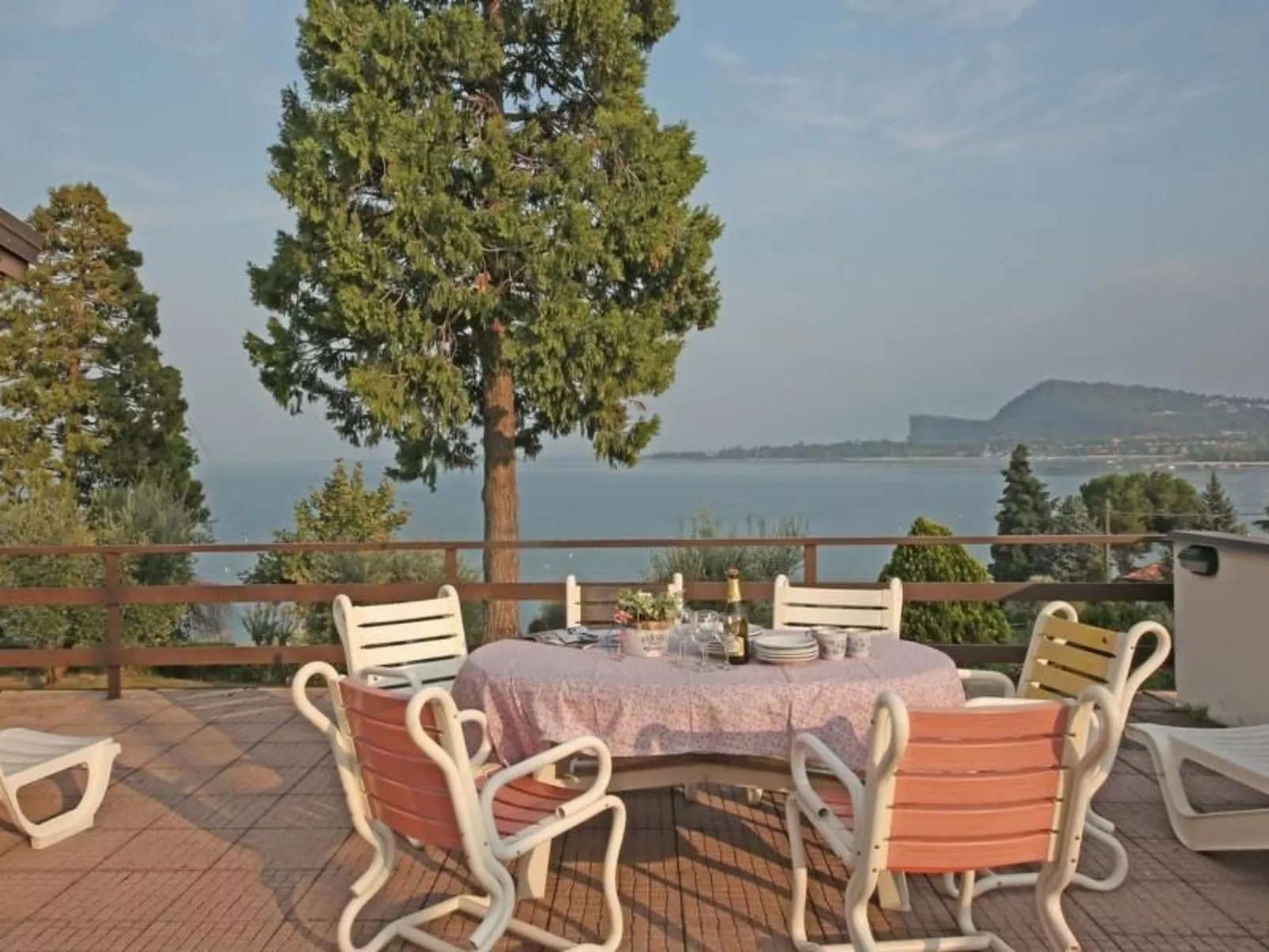 Appartement in Villaggio Sanghen mit Garten, Terrasse und gemeinsamem Pool