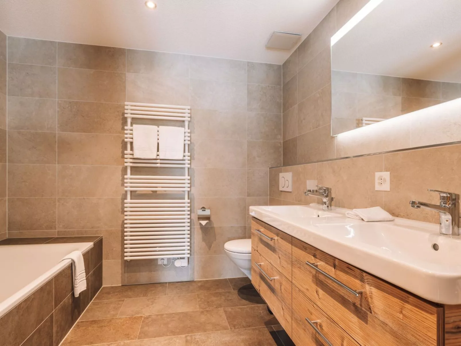 Hohturnen 3.5 Zimmer Wohnung-Binnen