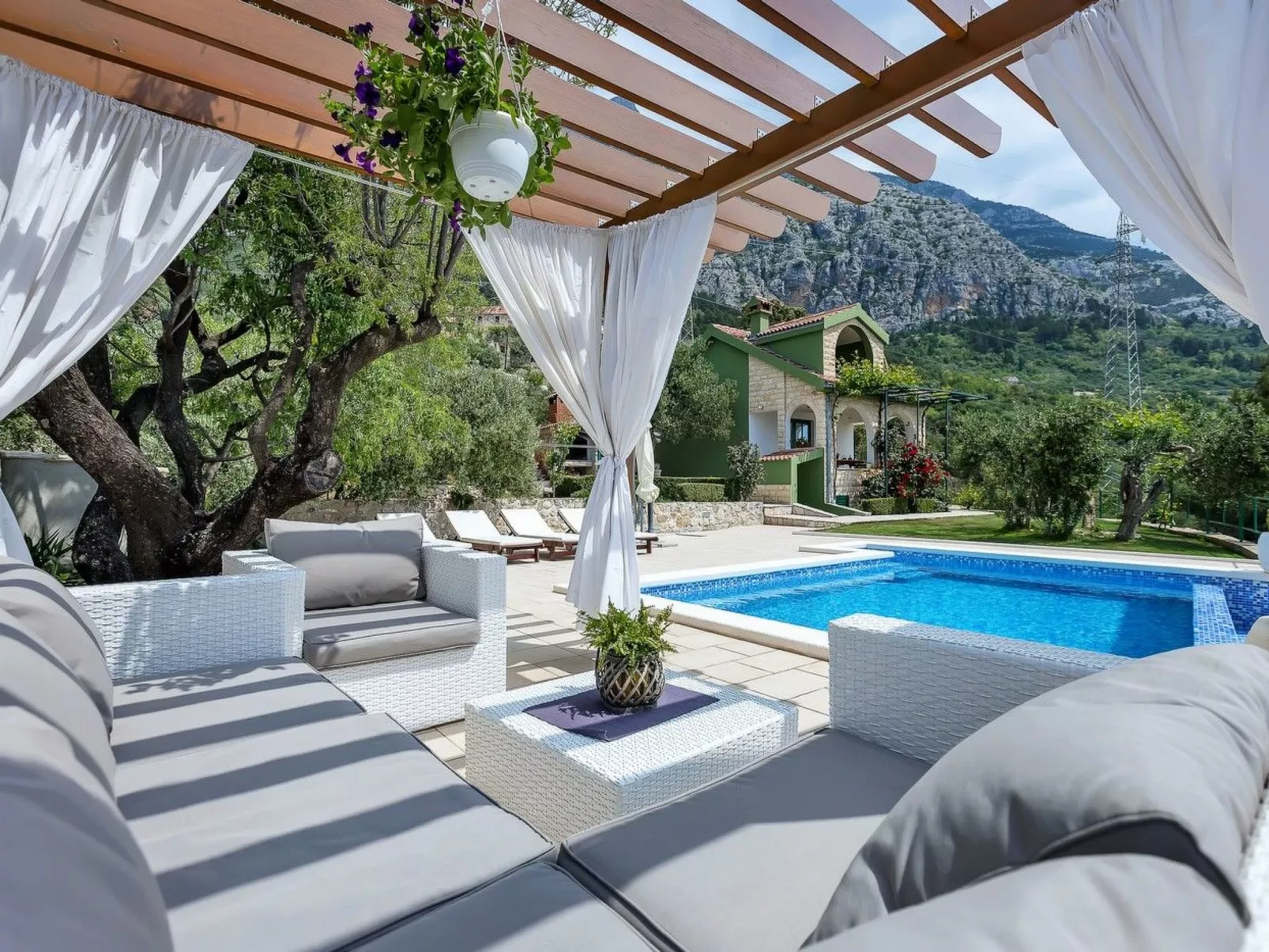 Haus Maria Mendula-Binnen