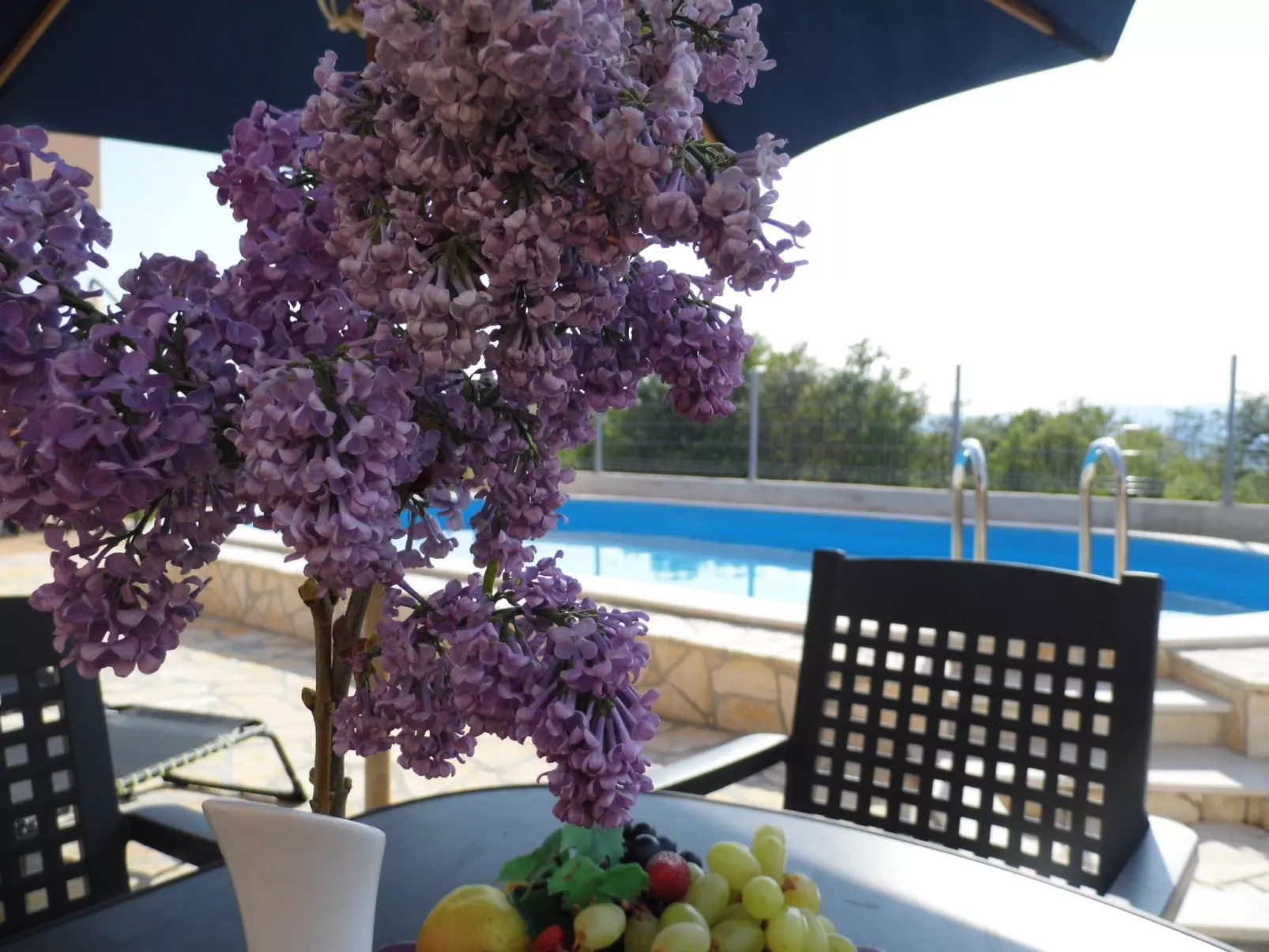Wunderschöne Ferienwohnung, mit Meerblick und Pool