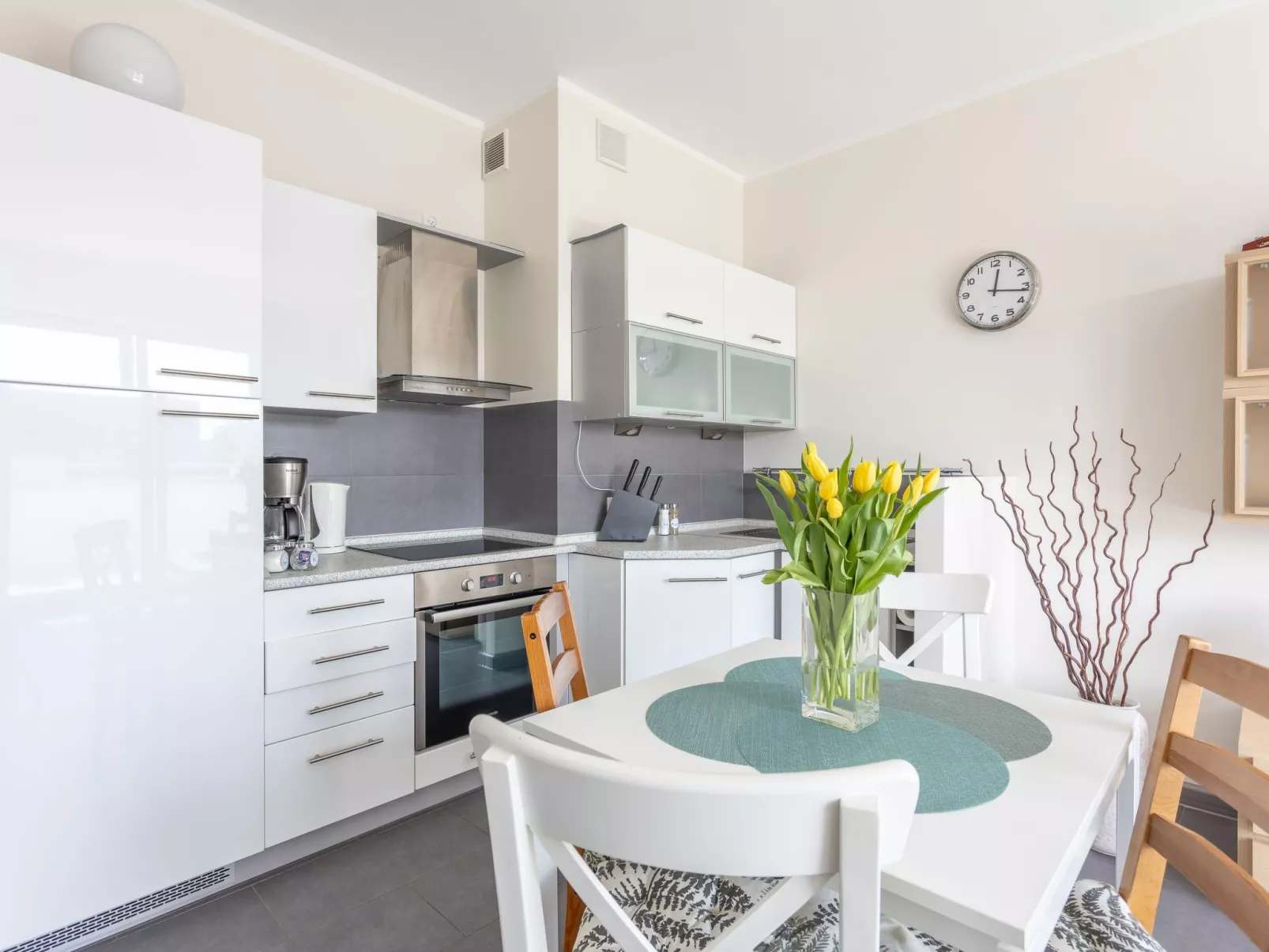 Sky mit Balkon am Meer