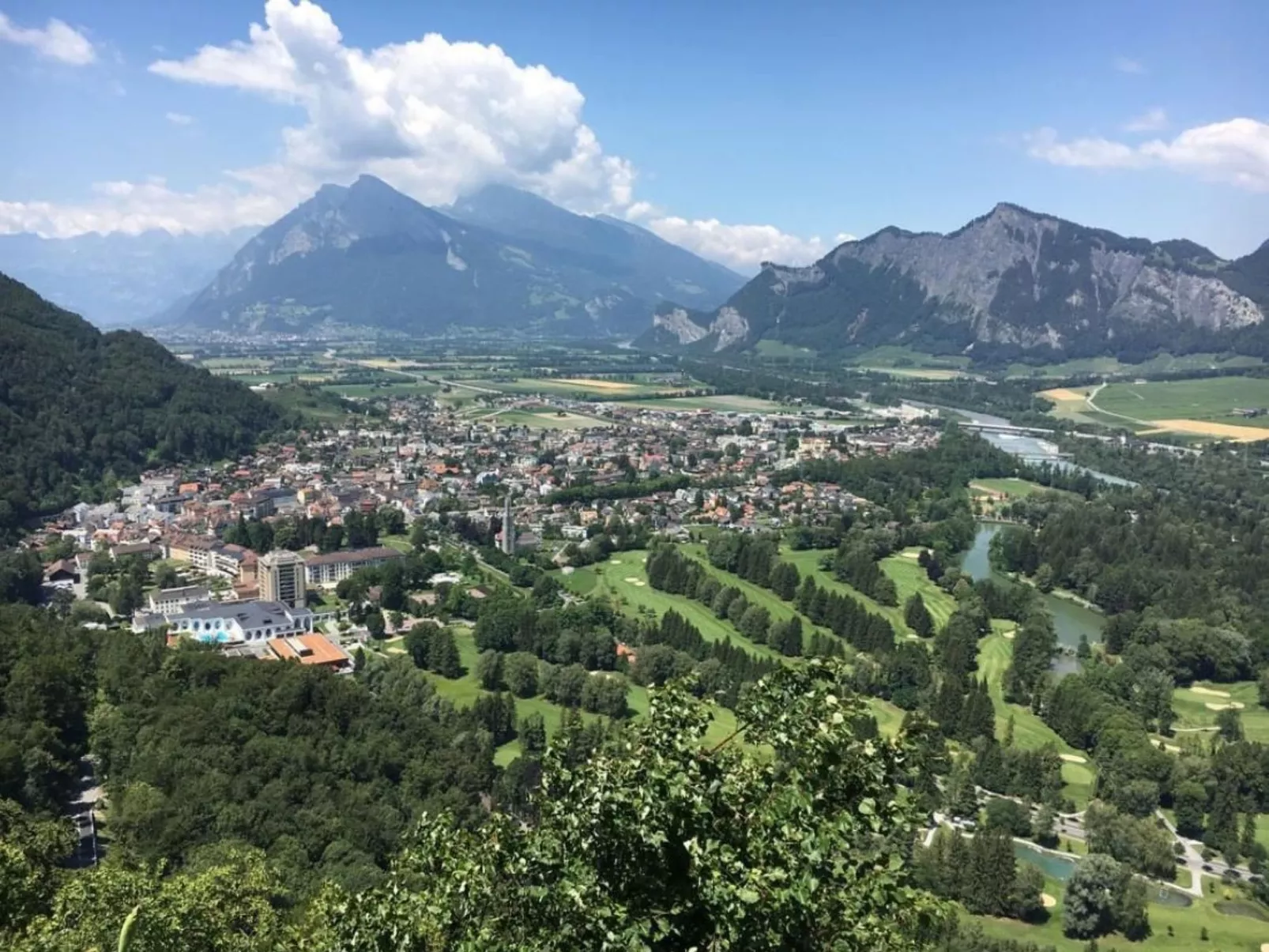 Casa Bambi 6.5 Zimmer-Buiten