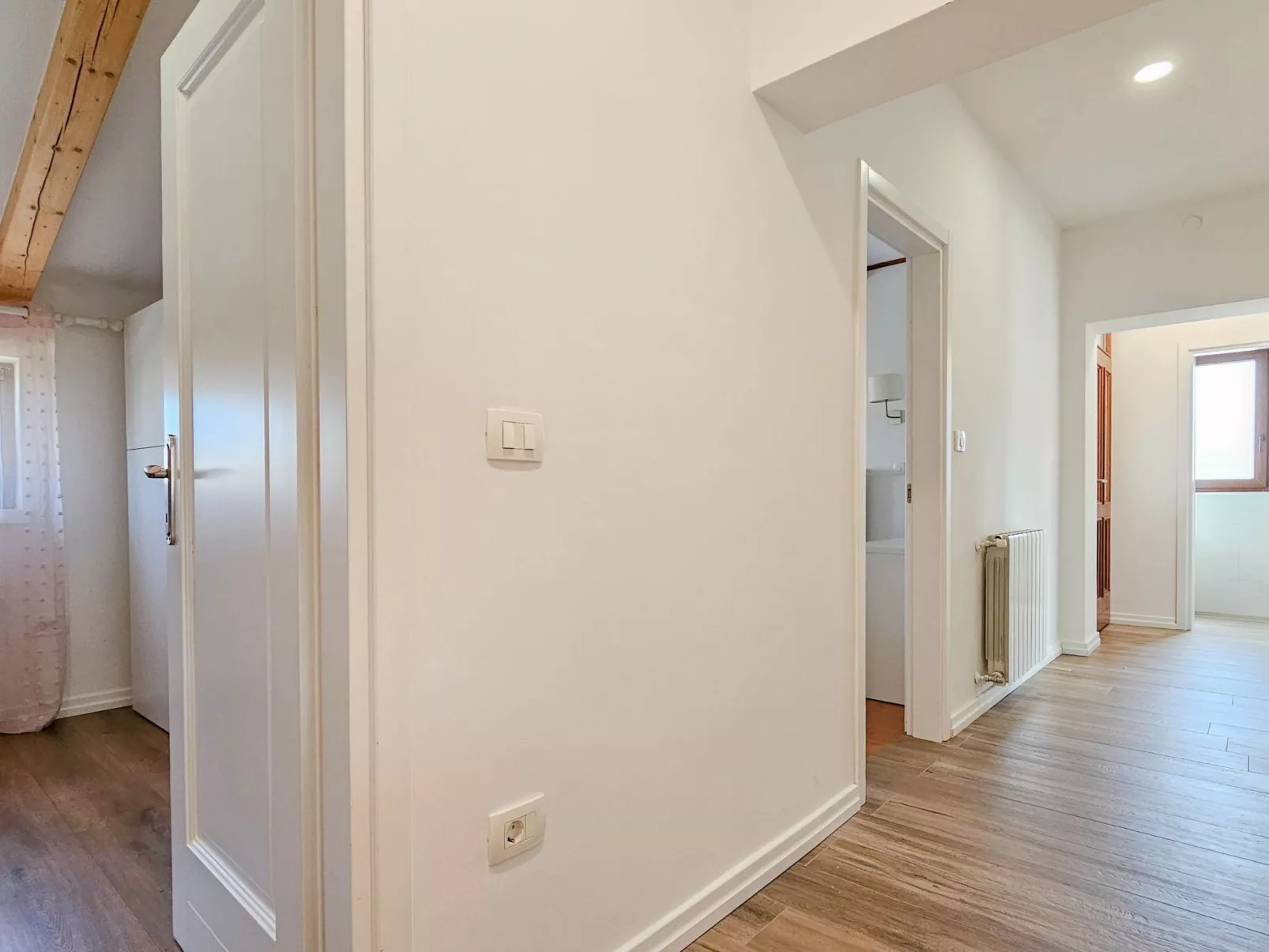 "Lara A4" mit Balkon-Image-tags.info