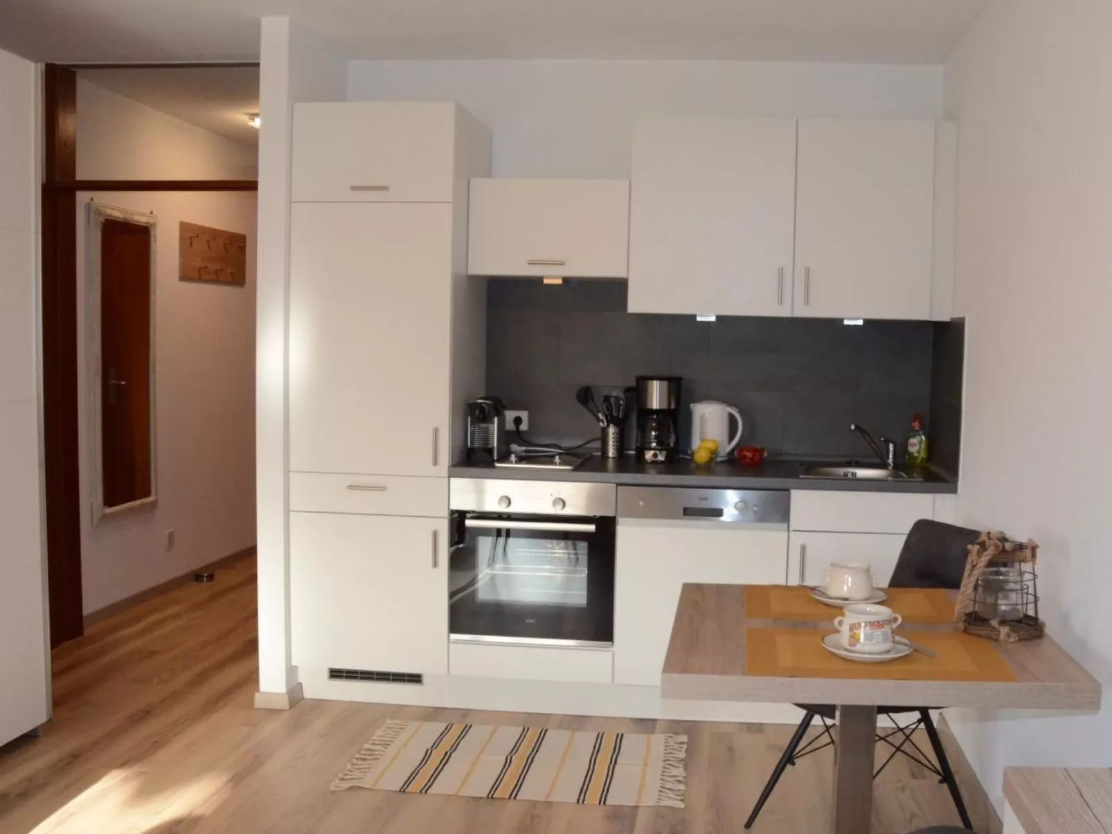 ApartmentChristopher