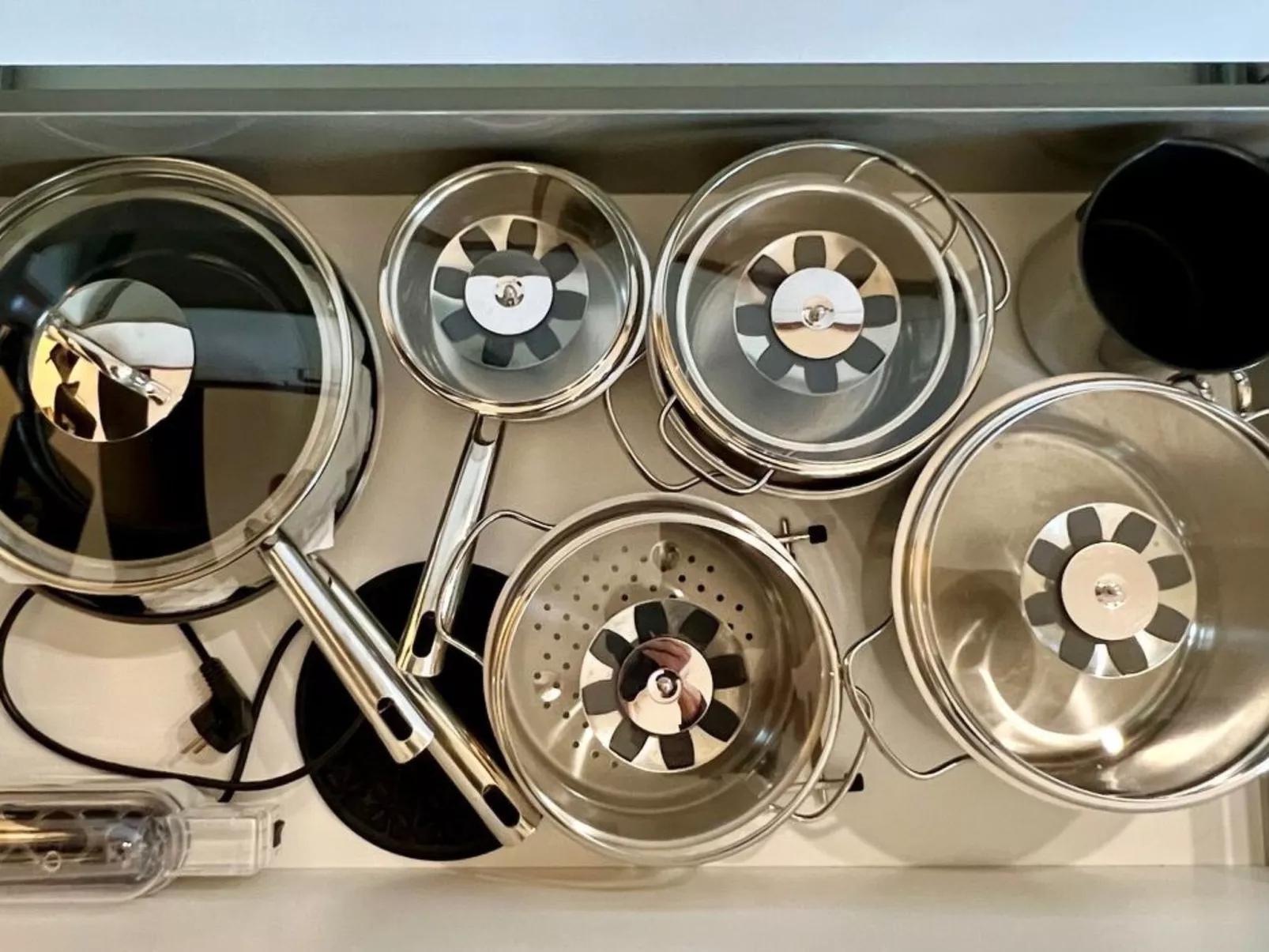 Moderne Wohnung mit Parkplatz und Rheinblick-Image-tags.info