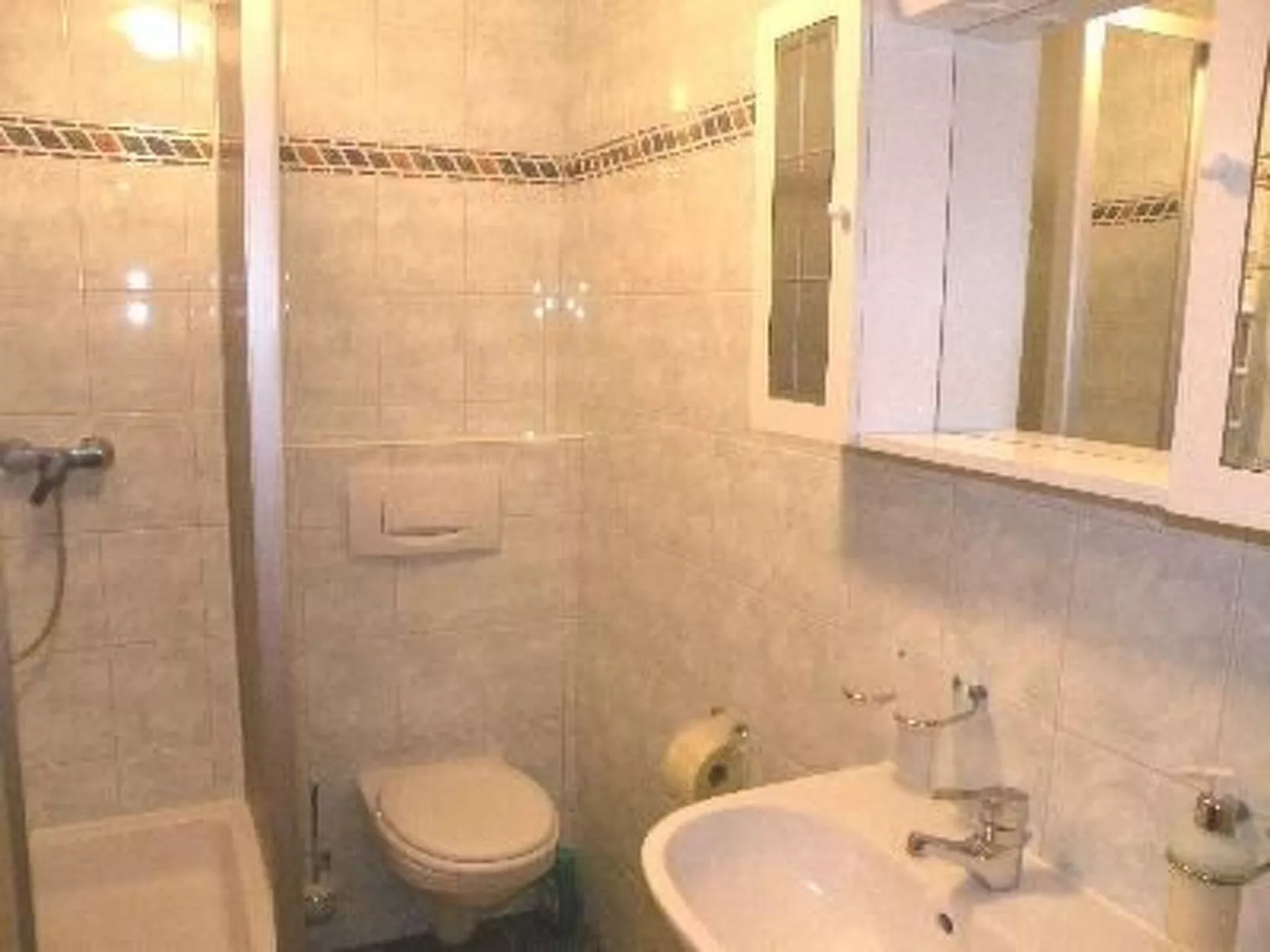 Modernes Ferienhaus in Granitzen mit Grill-Binnen