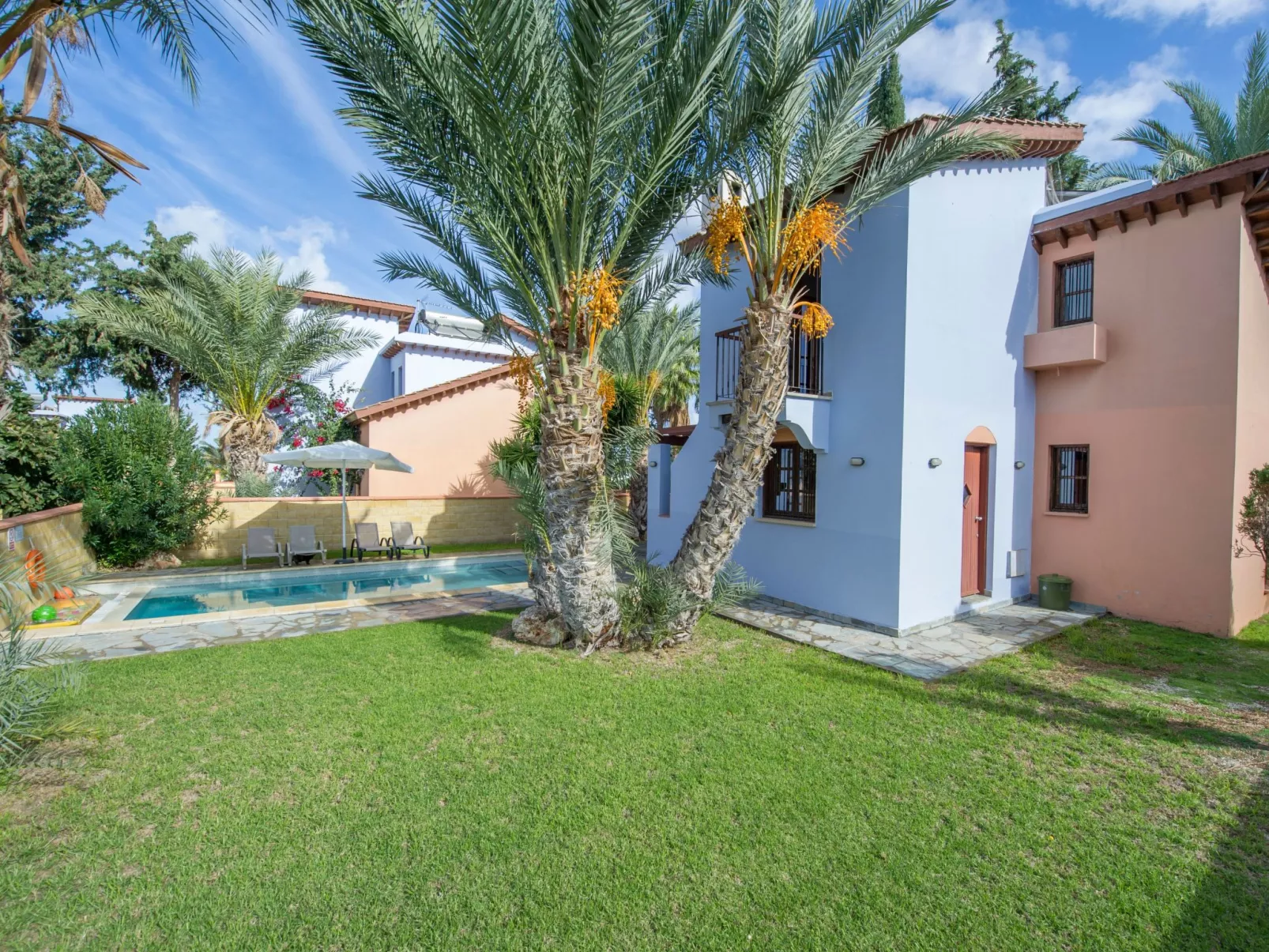 In Polis Chrysochous mit Offenem Kamin