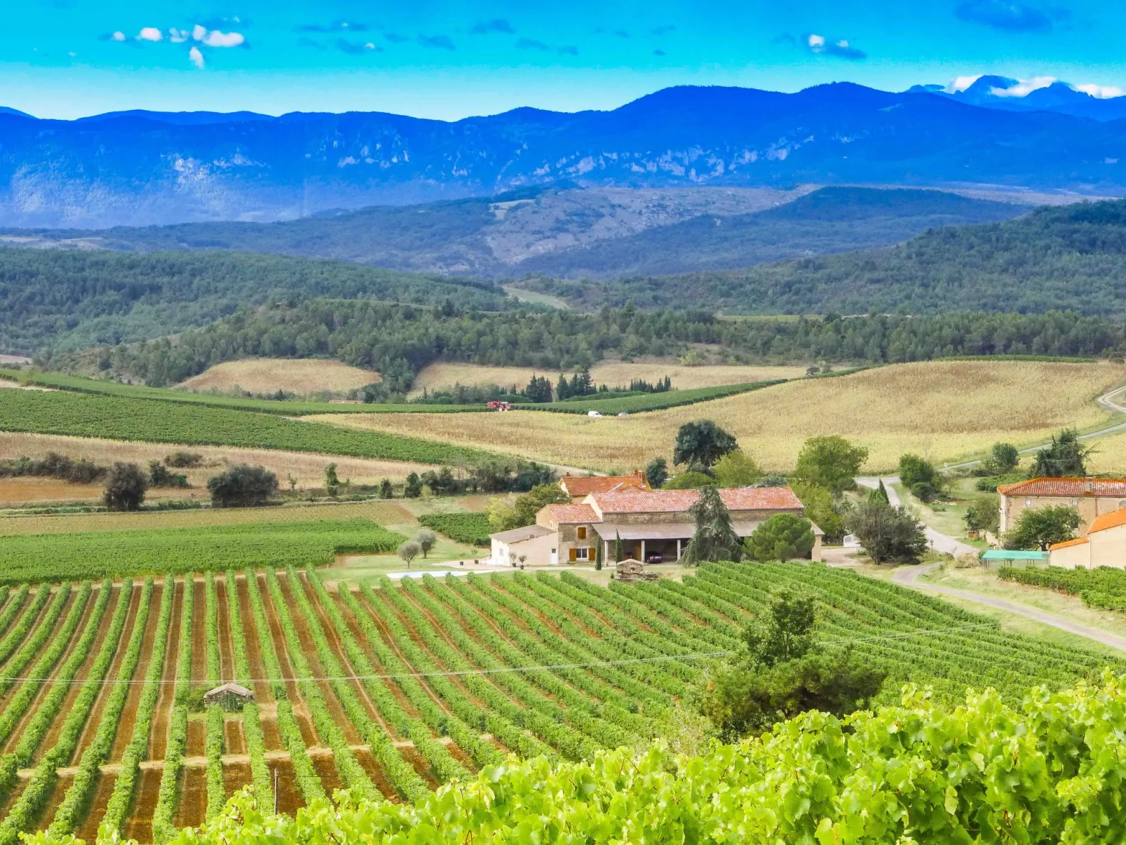 Mit eigenem Pool-Buiten