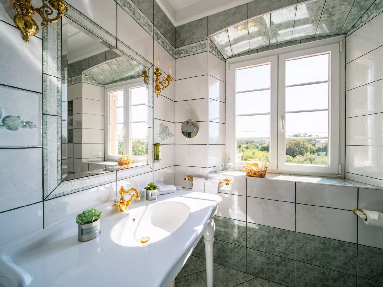 Traditionelles Steinhaus mit privatem beheiztem Pool