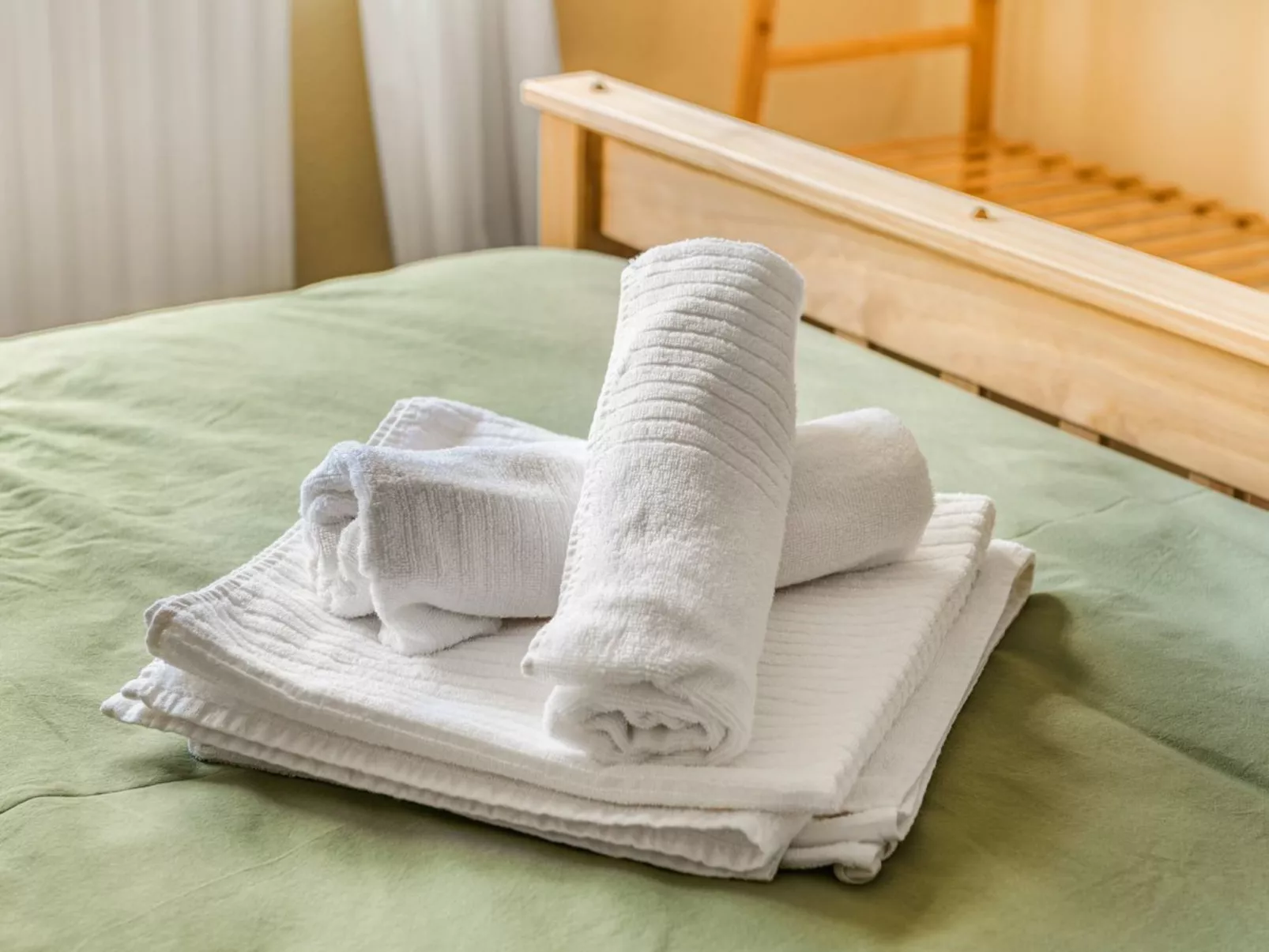 "3-Bett-Haus mit Parkplatz und Büro"-Image-tags.info