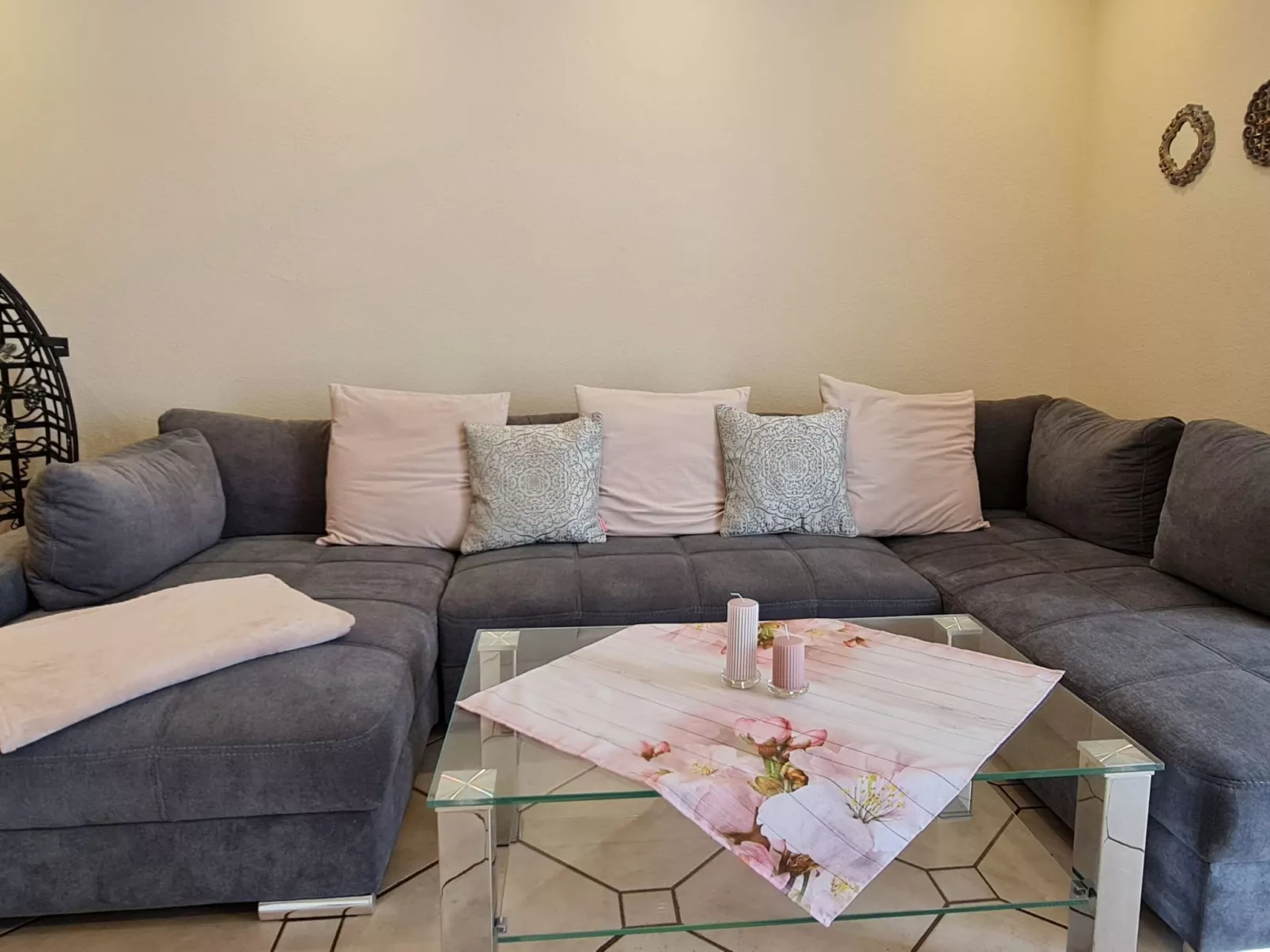 Dreibettzimmer mit Lounge-Terrasse und Garten - Binnen